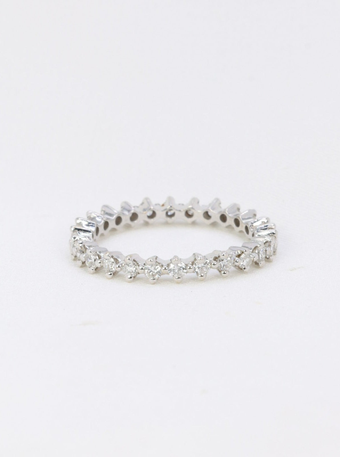 Alliance américaine en or blanc et diamants 0,5 ct