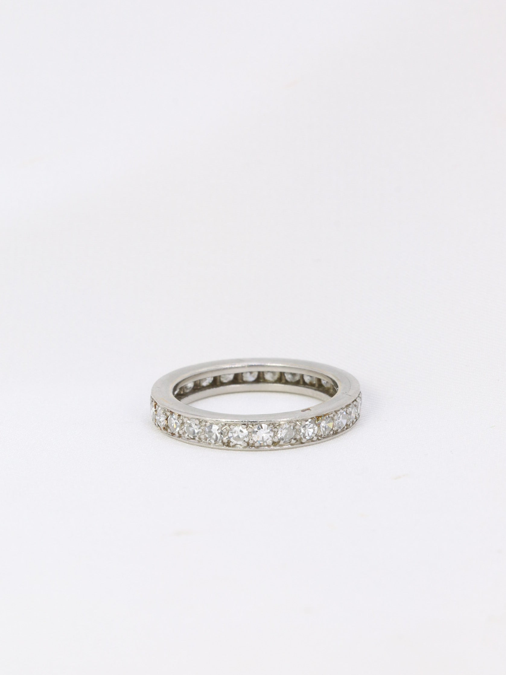 Alliance américaine en platine et diamants 1,35 ct