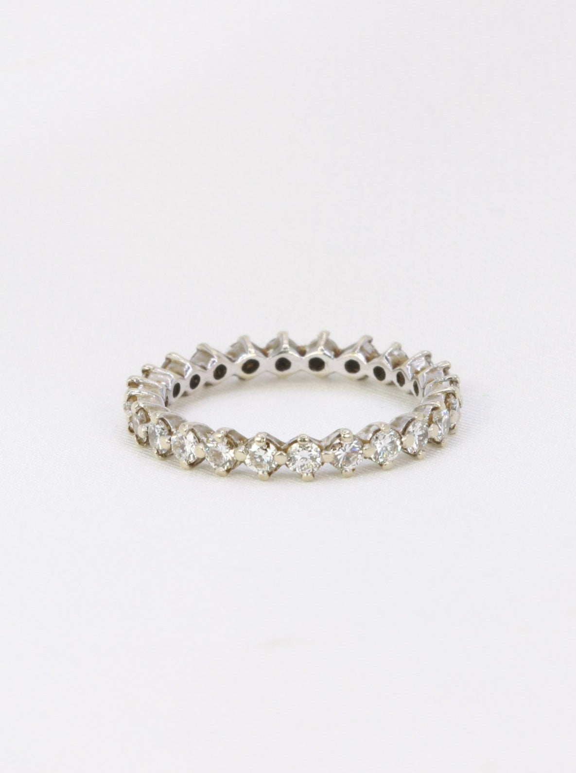 Alliance américaine en or blanc et diamants 1 ct