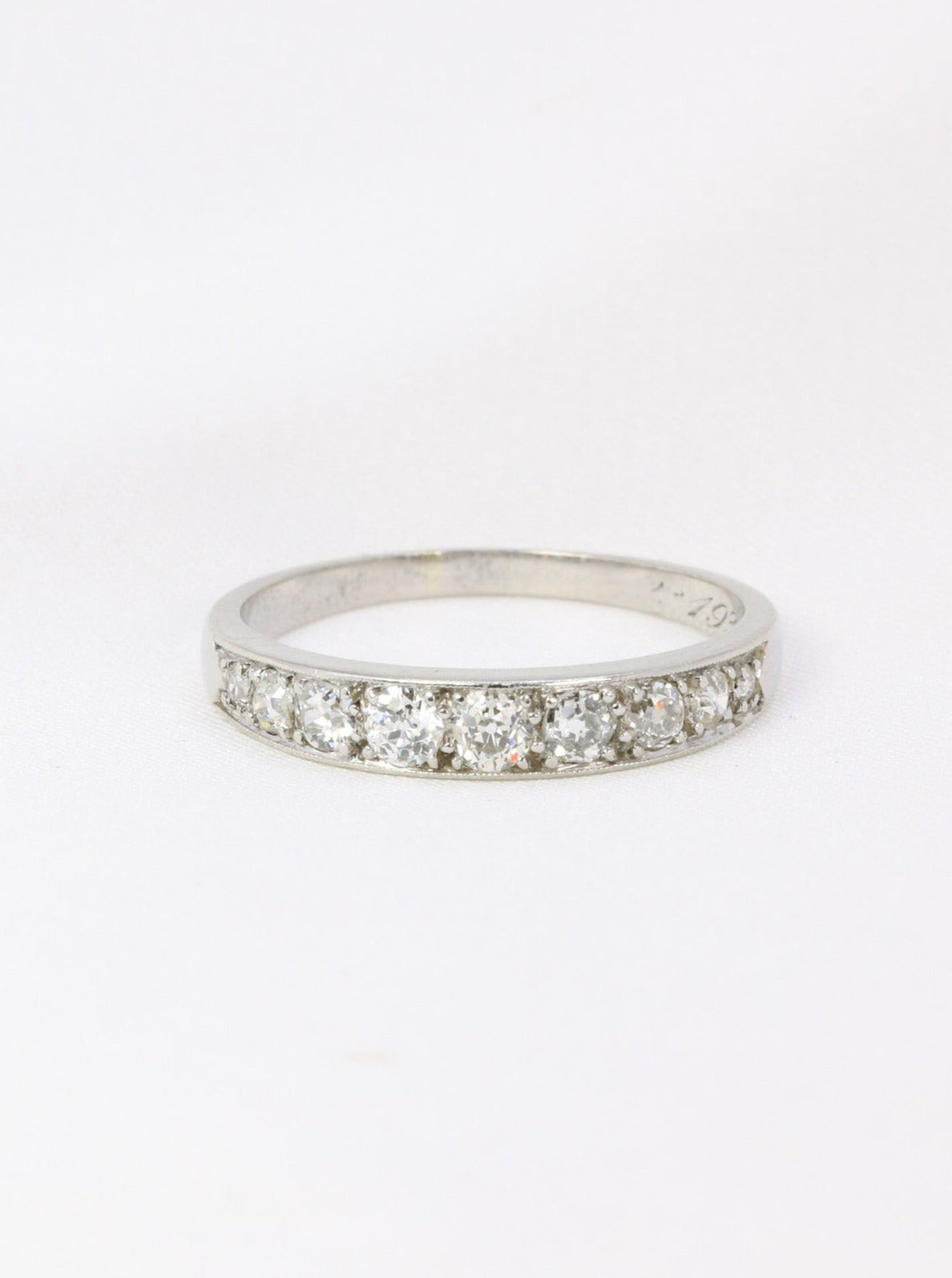 Bague jarretière en platine et diamants 0,5 ct