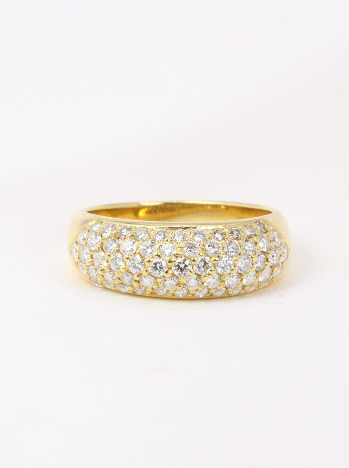 Bague jonc vintage en or pavée de diamants