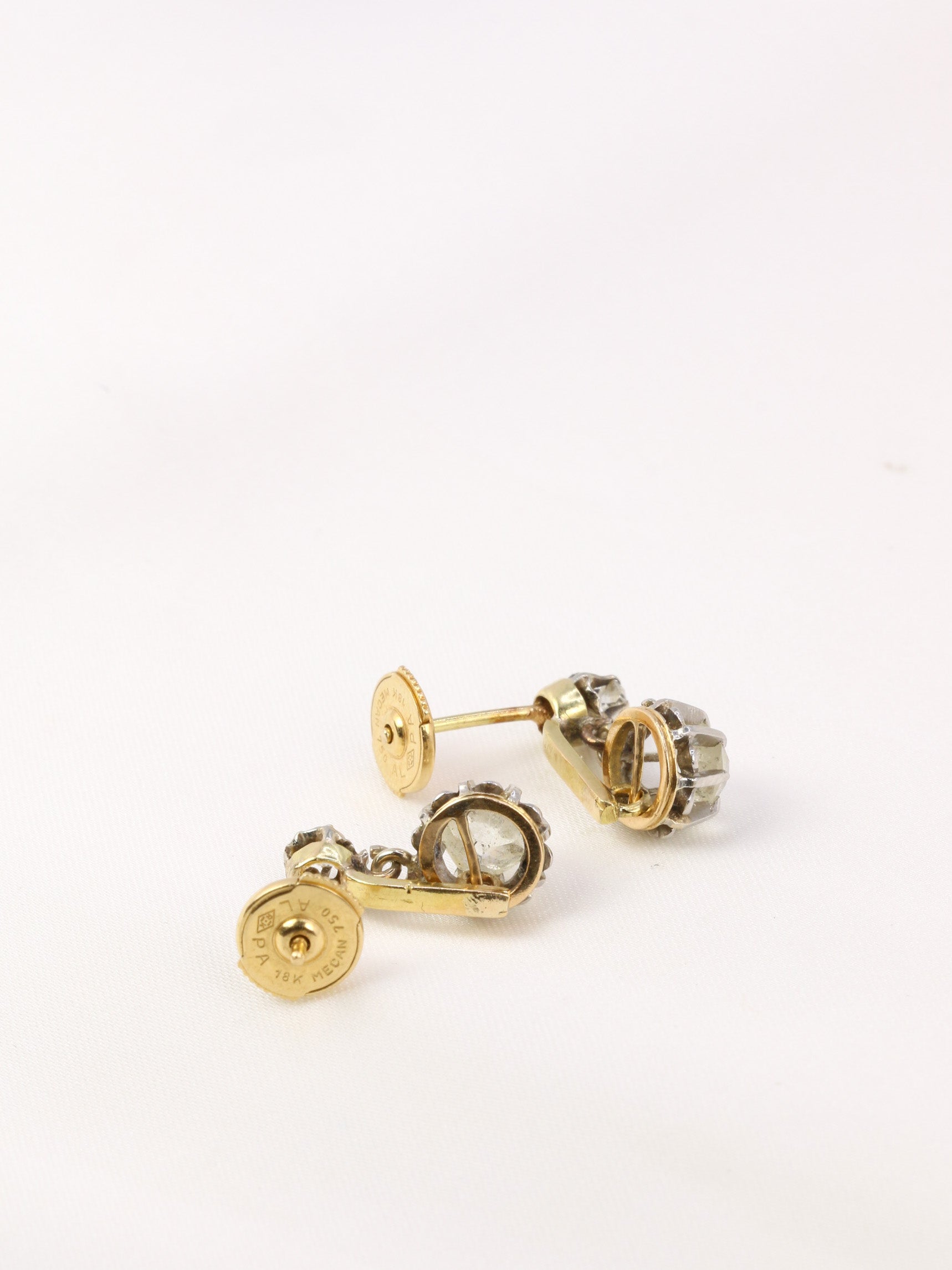 Dormeuses en or et diamants taille ancienne 1.5 ct