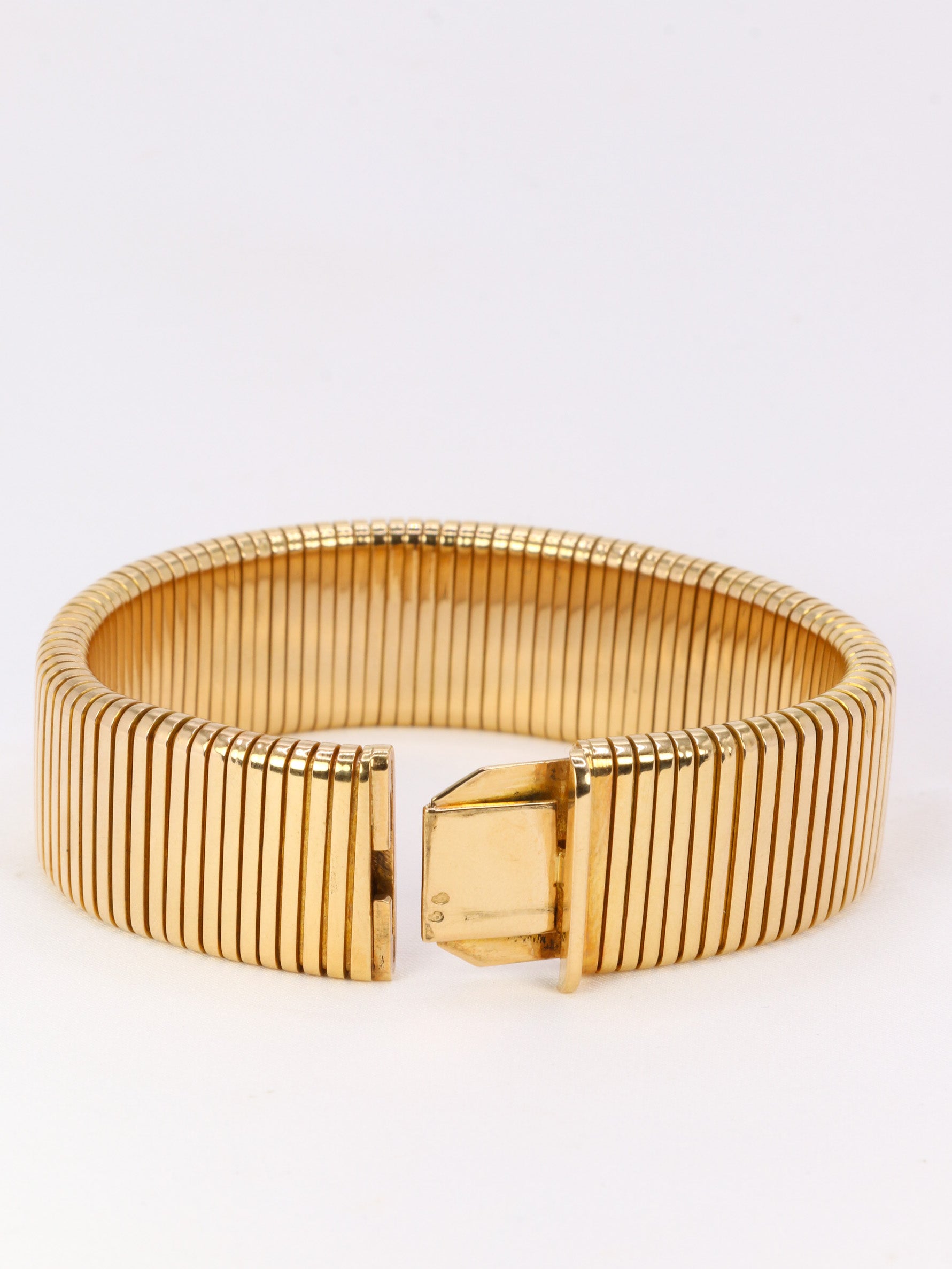 Vintage Tubogas bracelet in yellow gold