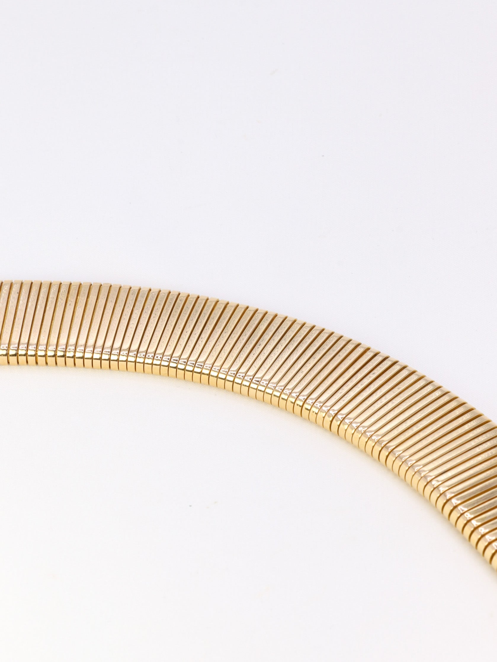 Vintage Tubogas bracelet in yellow gold