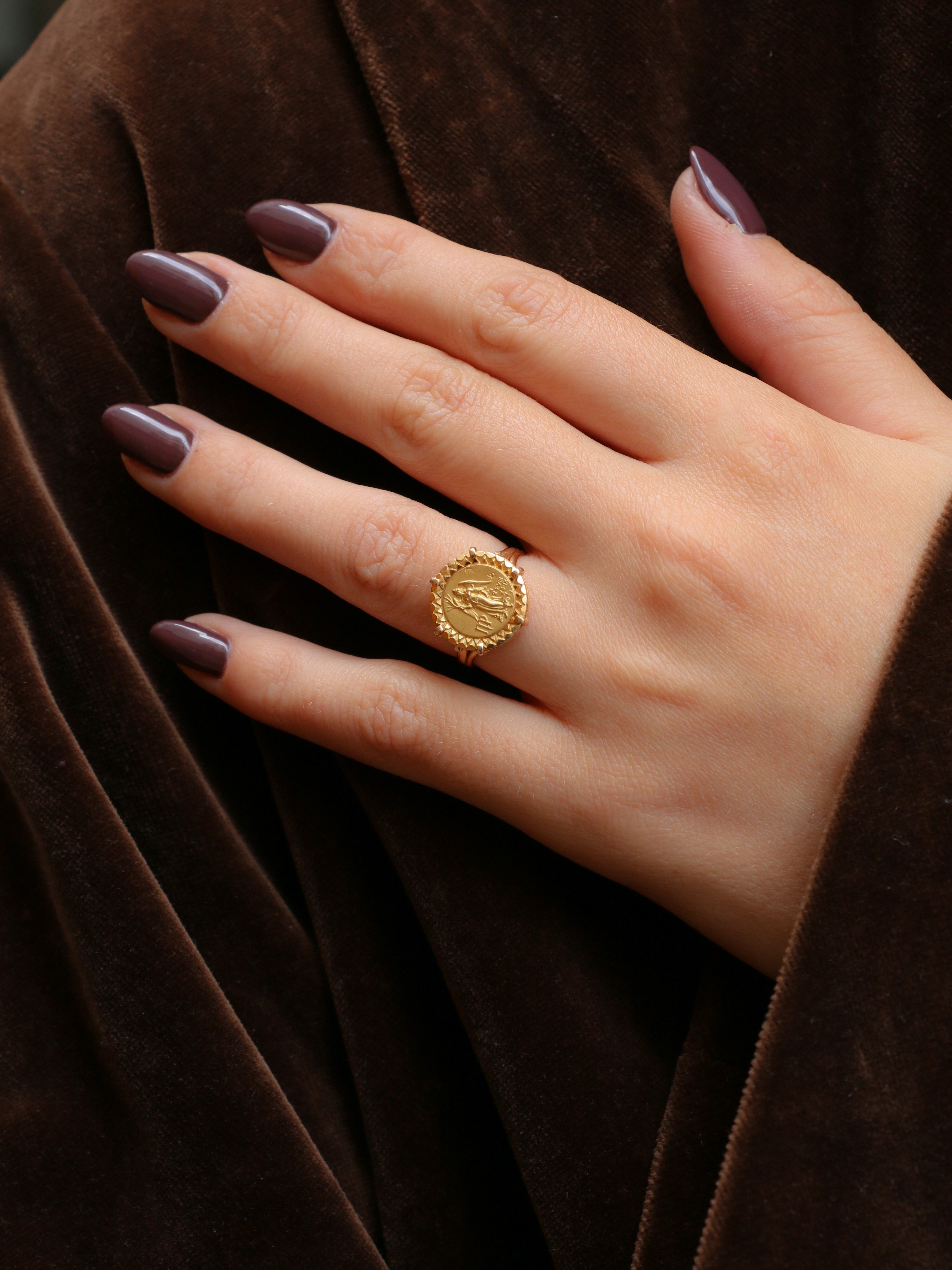 Bague vintage signe du zodiaque Vierge or jaune