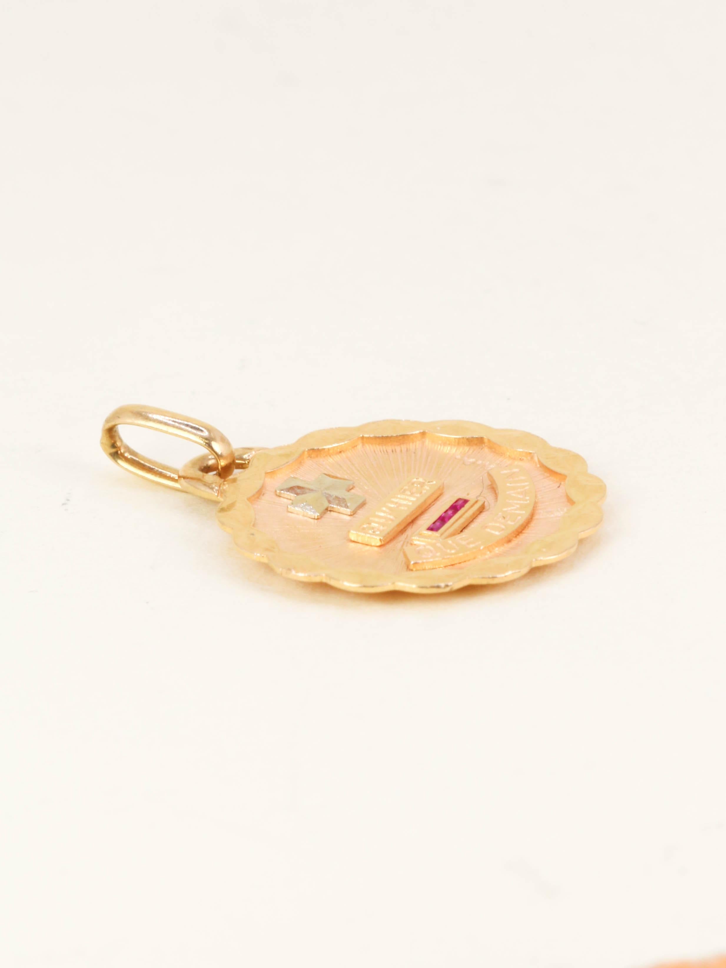 AUGIS Médaille Amour ronde Plus Hier Moins Demain or jaune rubis