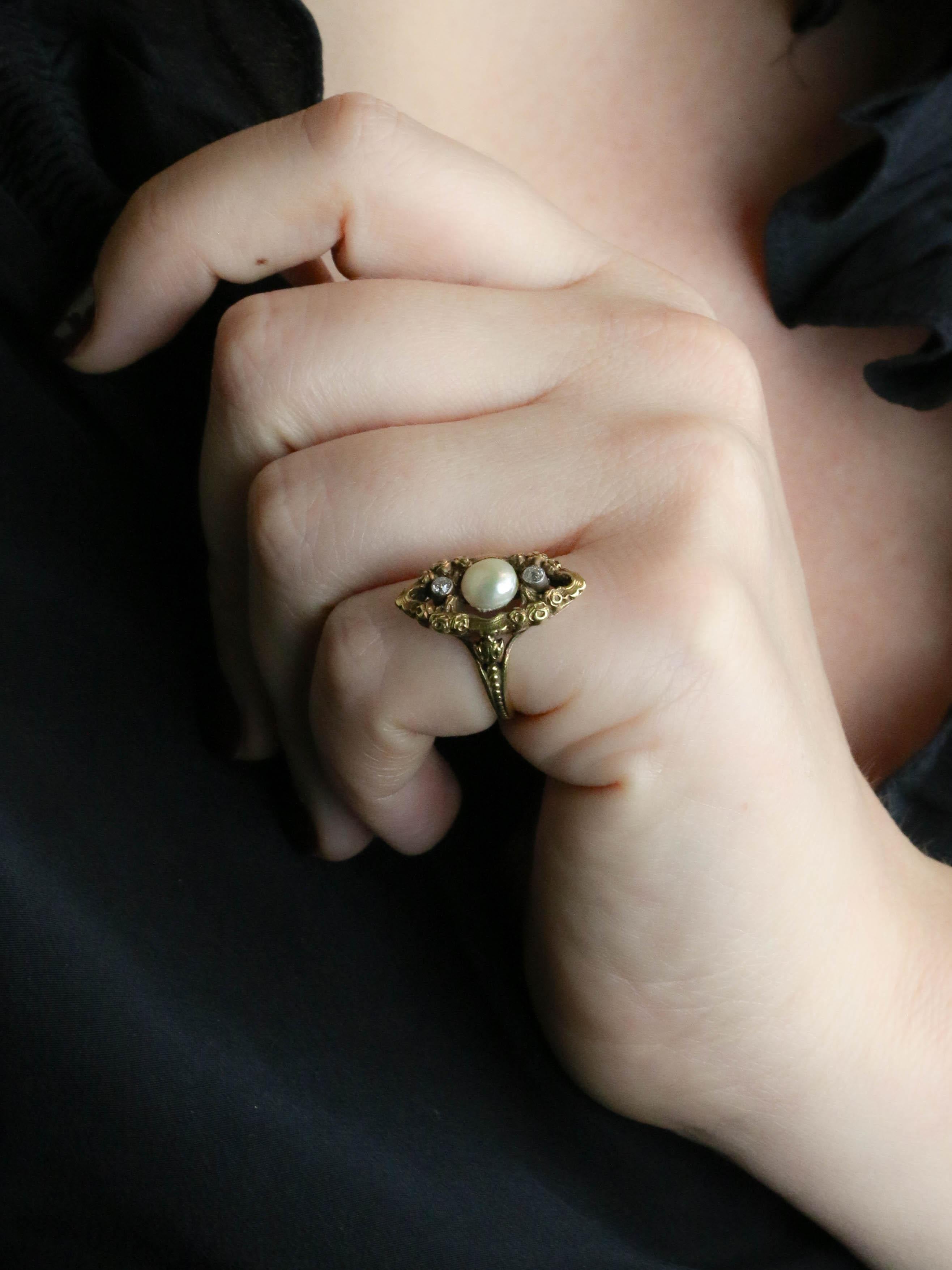 Bague marquise Art Nouveau or jaune perle fine diamants