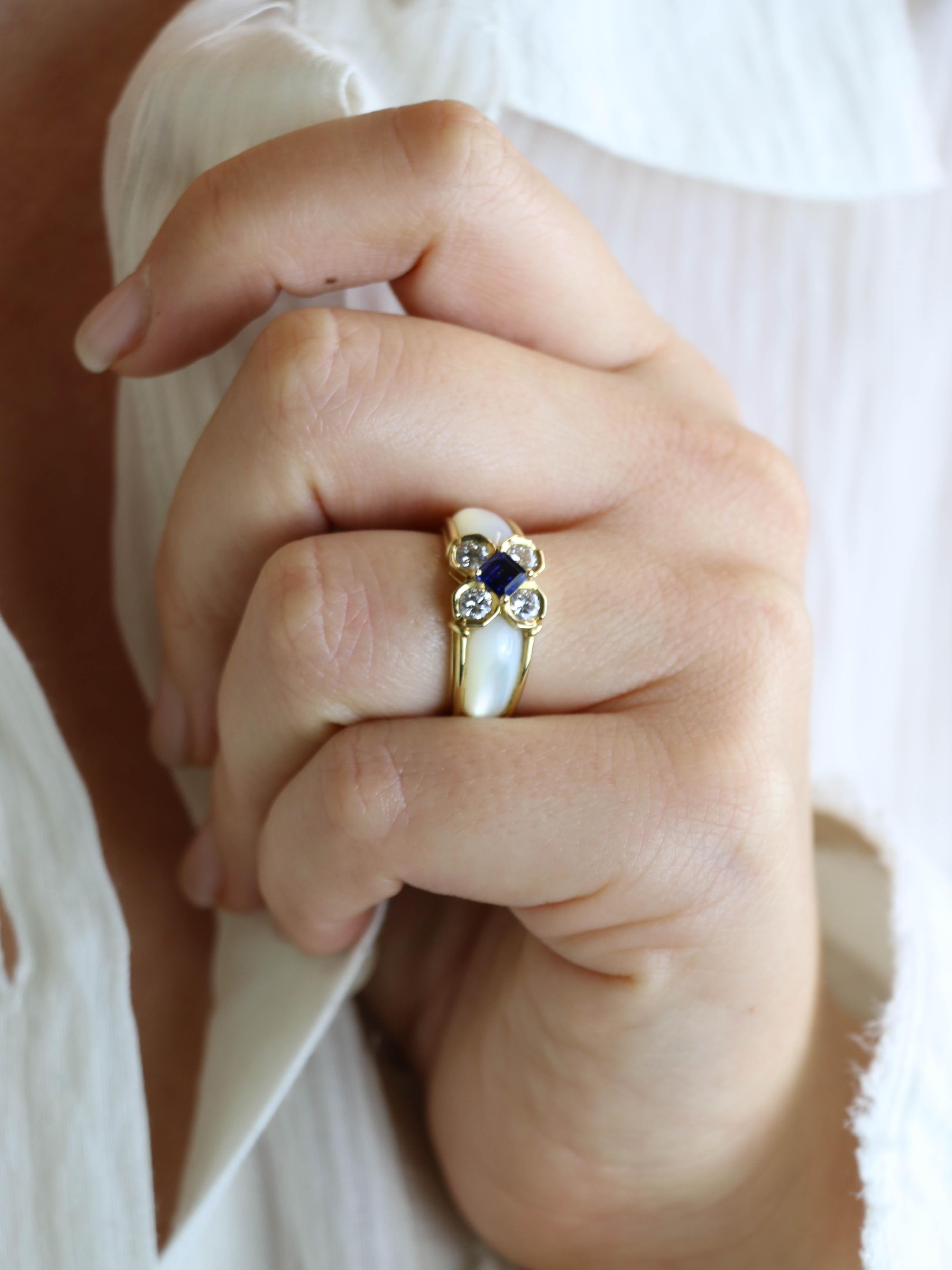 Bague trèfle nacre saphir diamants