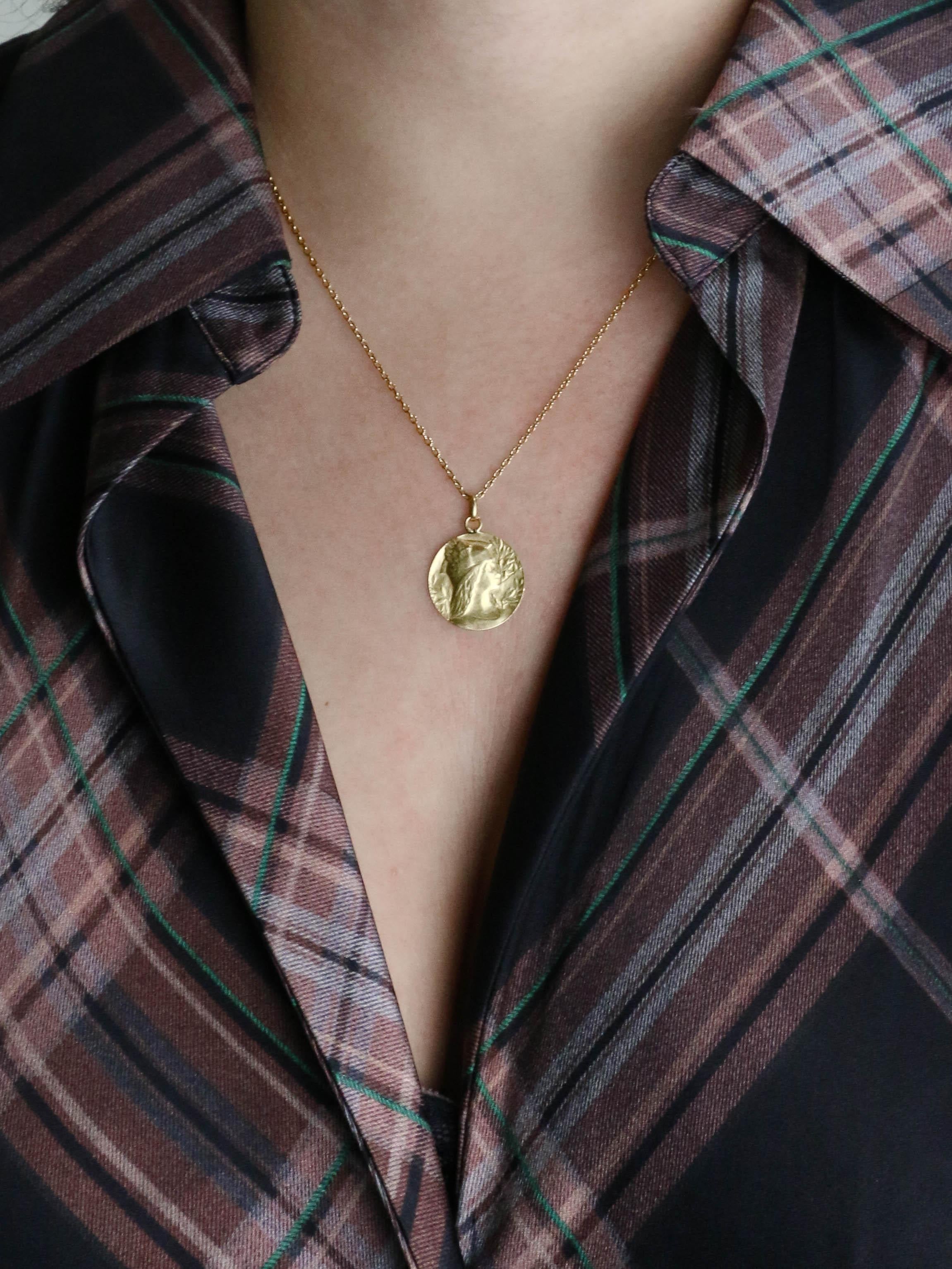 Médaille Gallia Art Nouveau or jaune