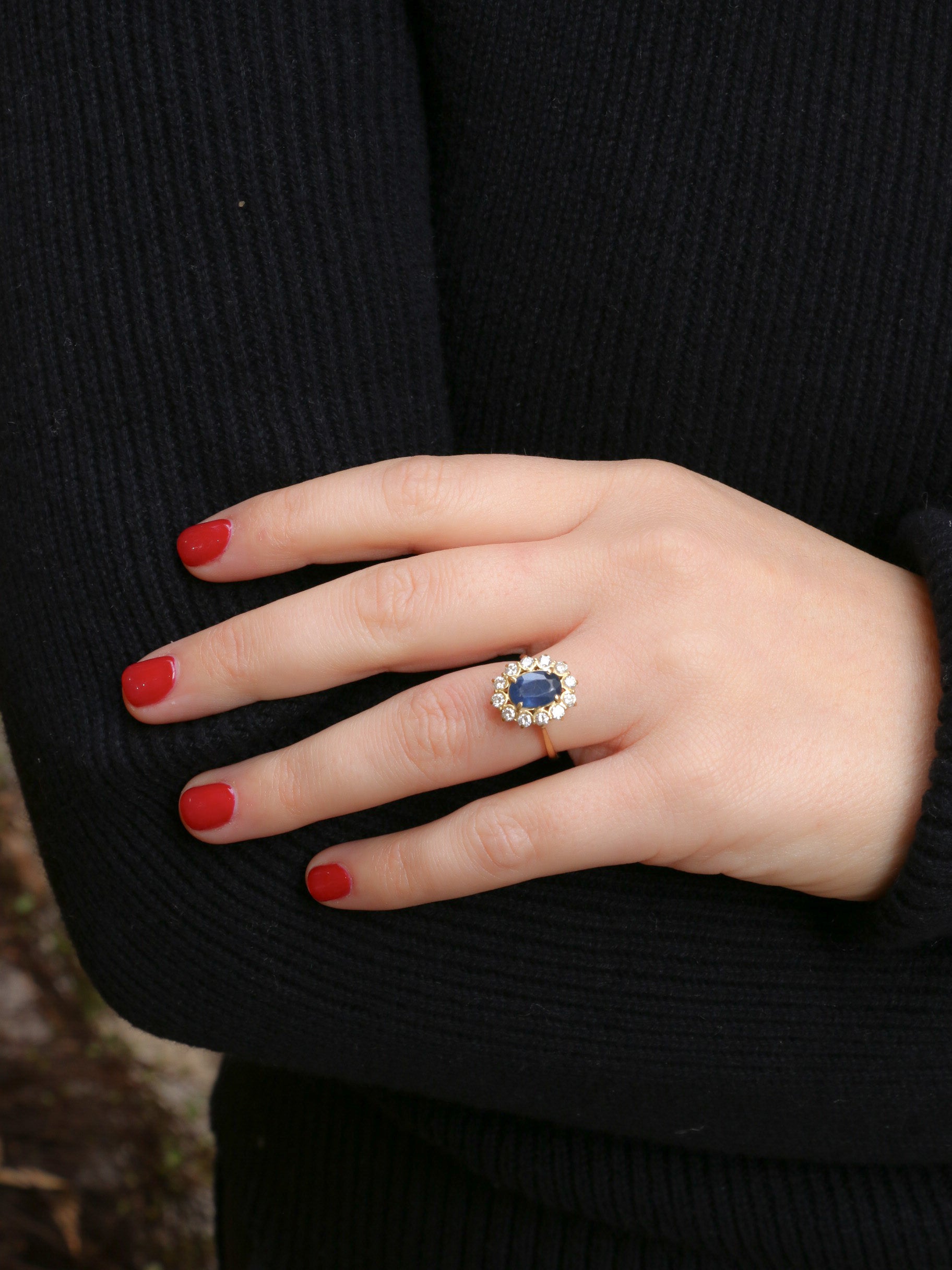 Bague marguerite vintage or diamants saphir ovale