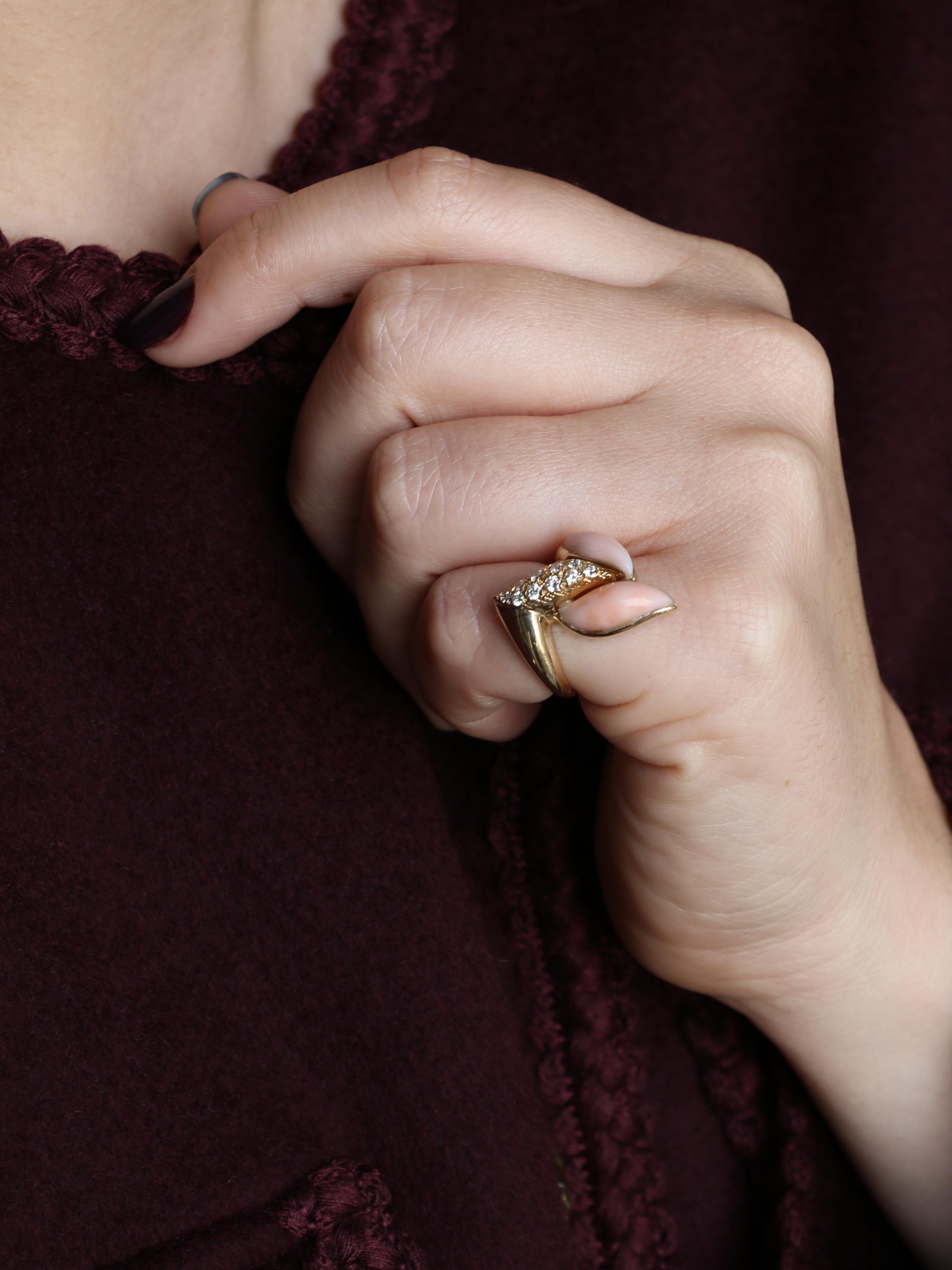 Bague or jaune corail peau d'ange diamants