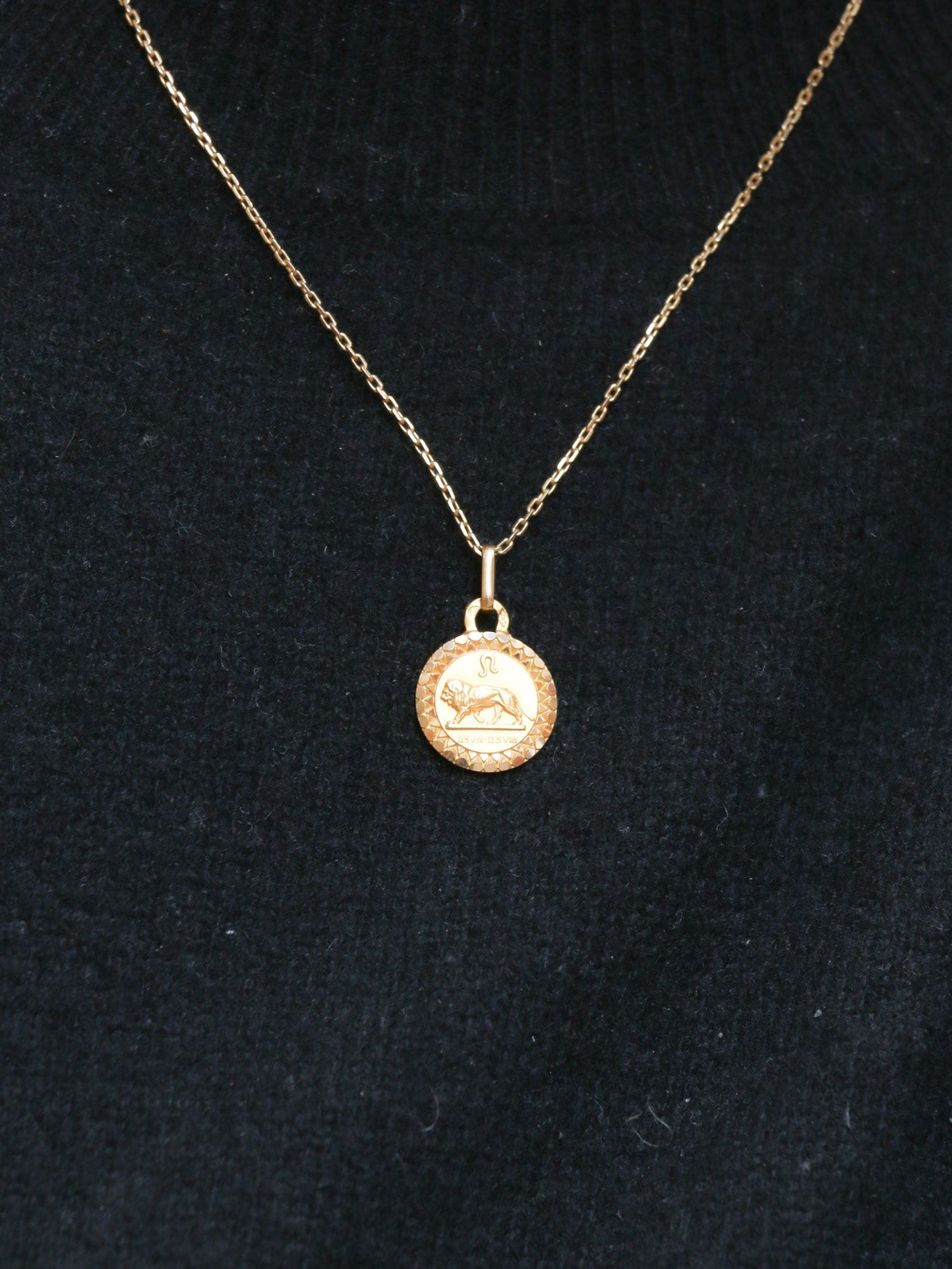 Médaille Augis vintage, signe du Zodiac Lion