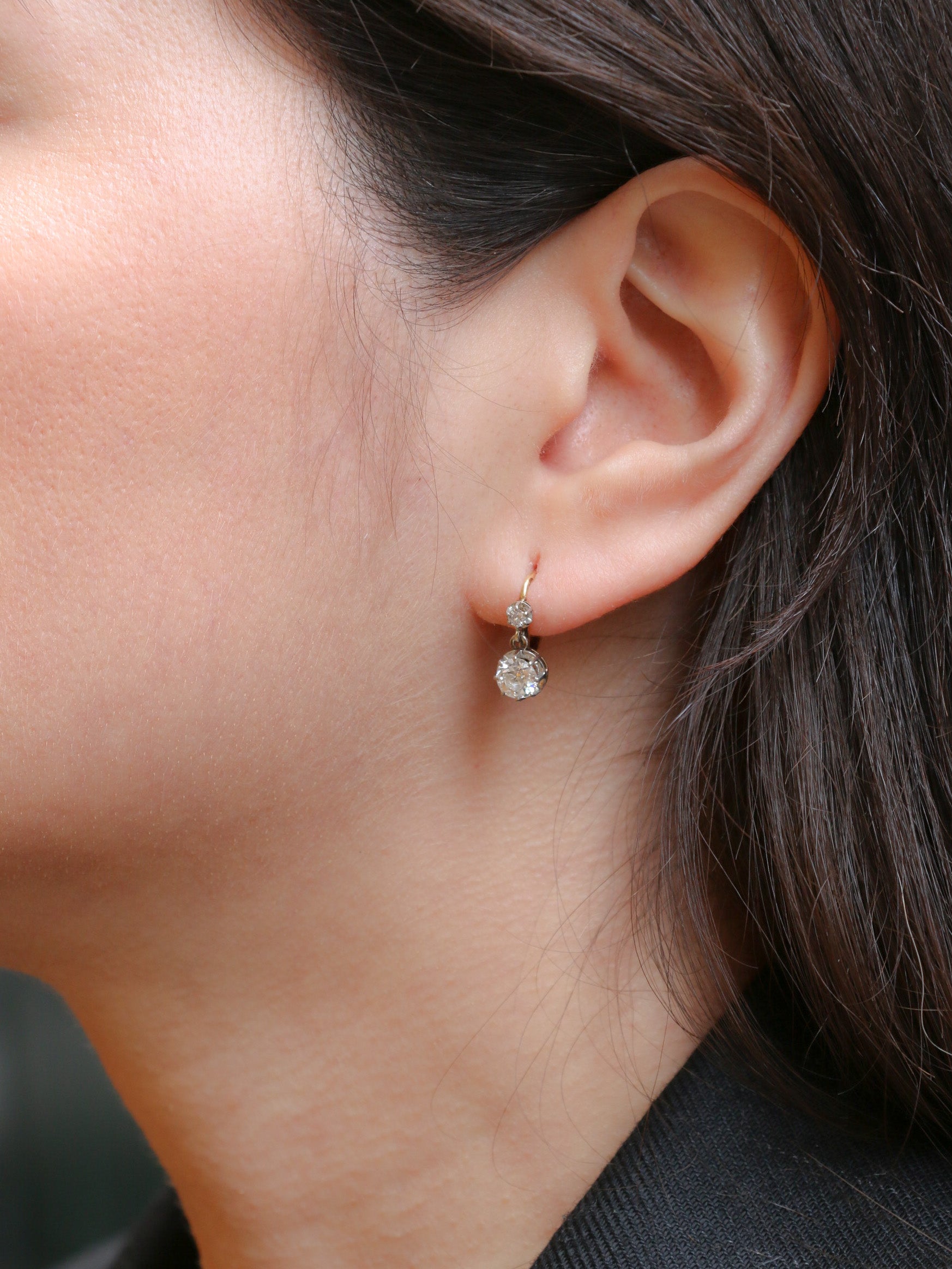 Dormeuses en or et diamants taille ancienne 1.3 ct