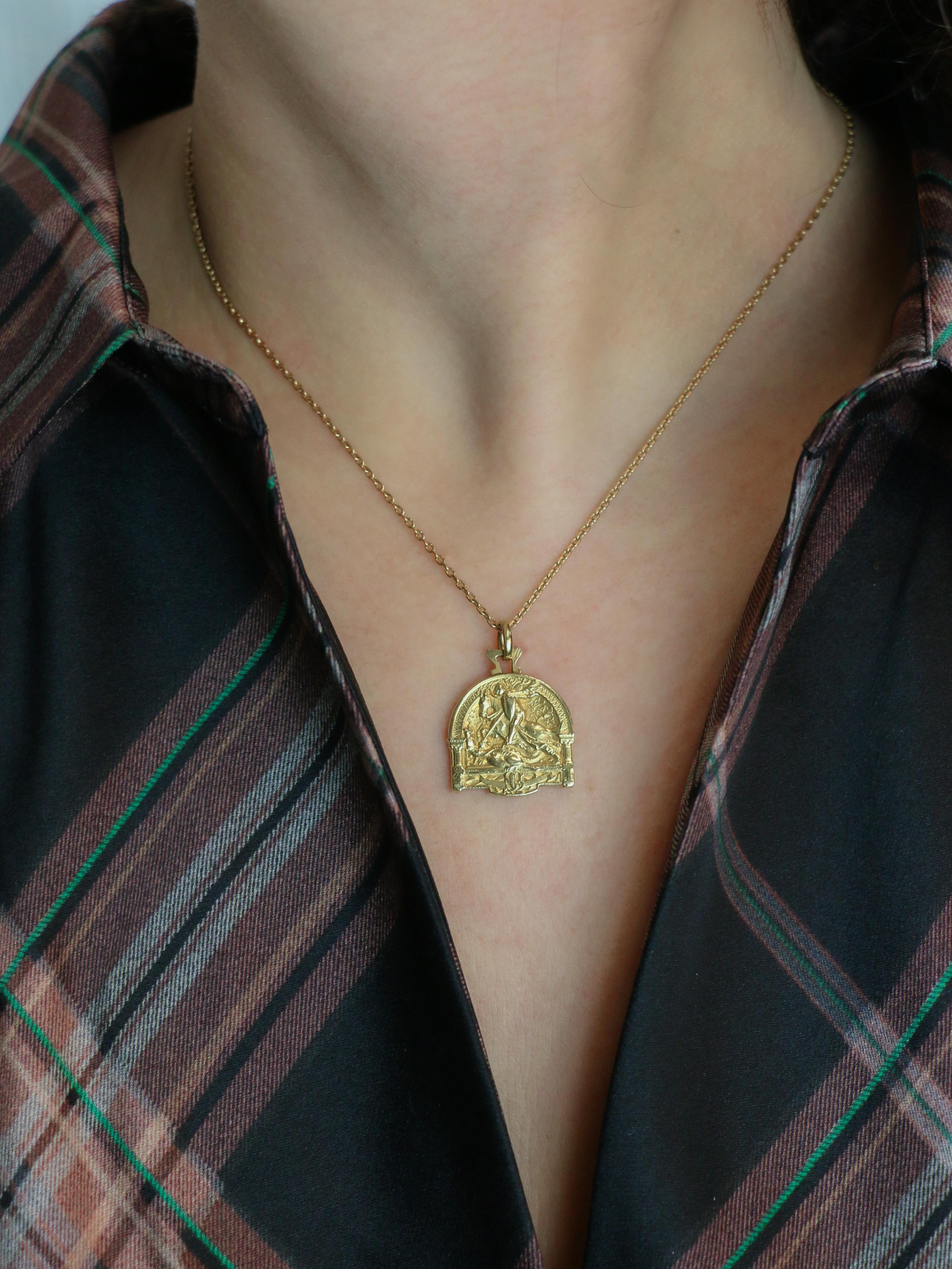 Médaille Saint-Georges terrassant le dragon or jaune