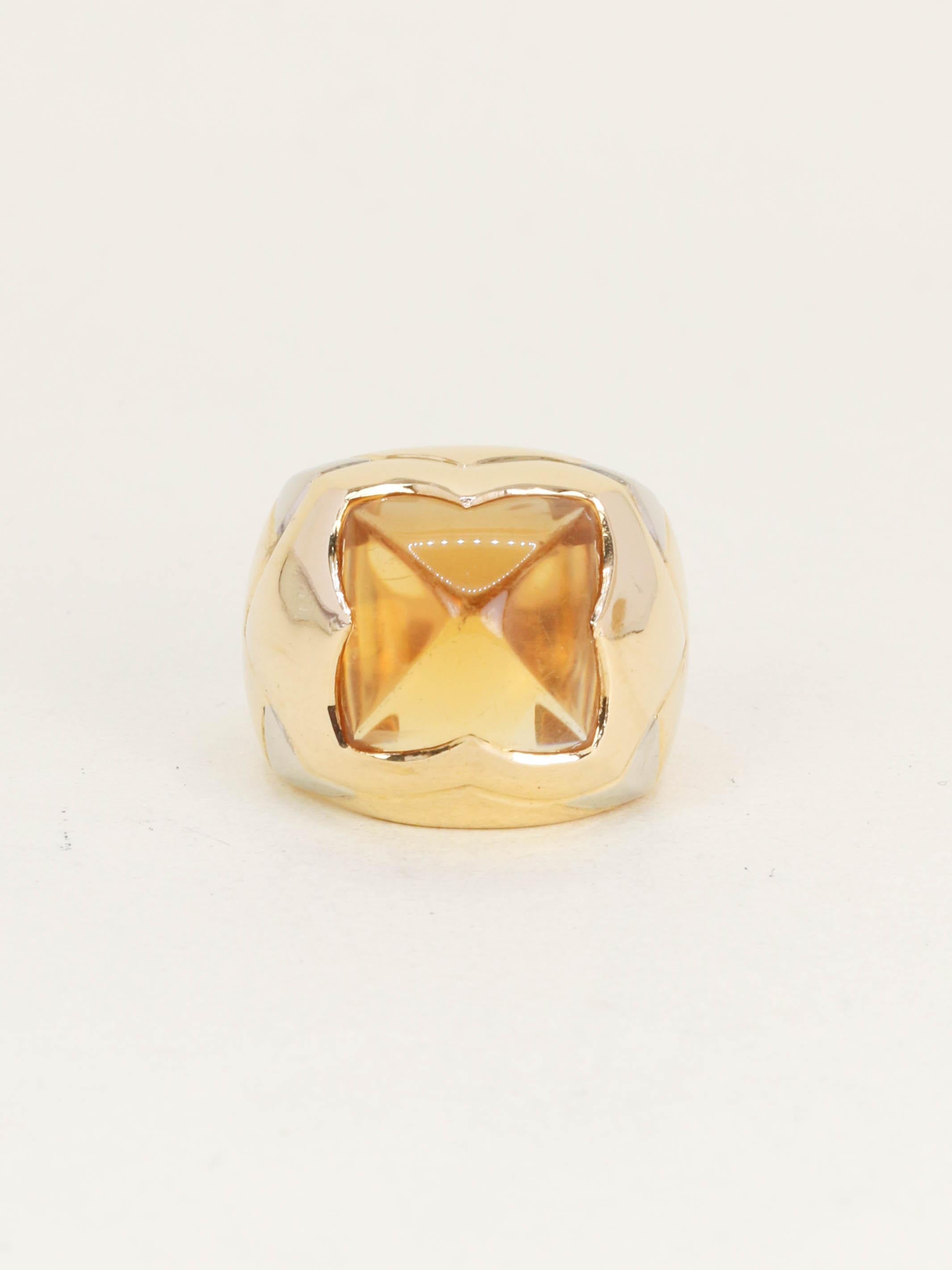 BVLGARI Bague pyramide or jaune citrine pain de sucre