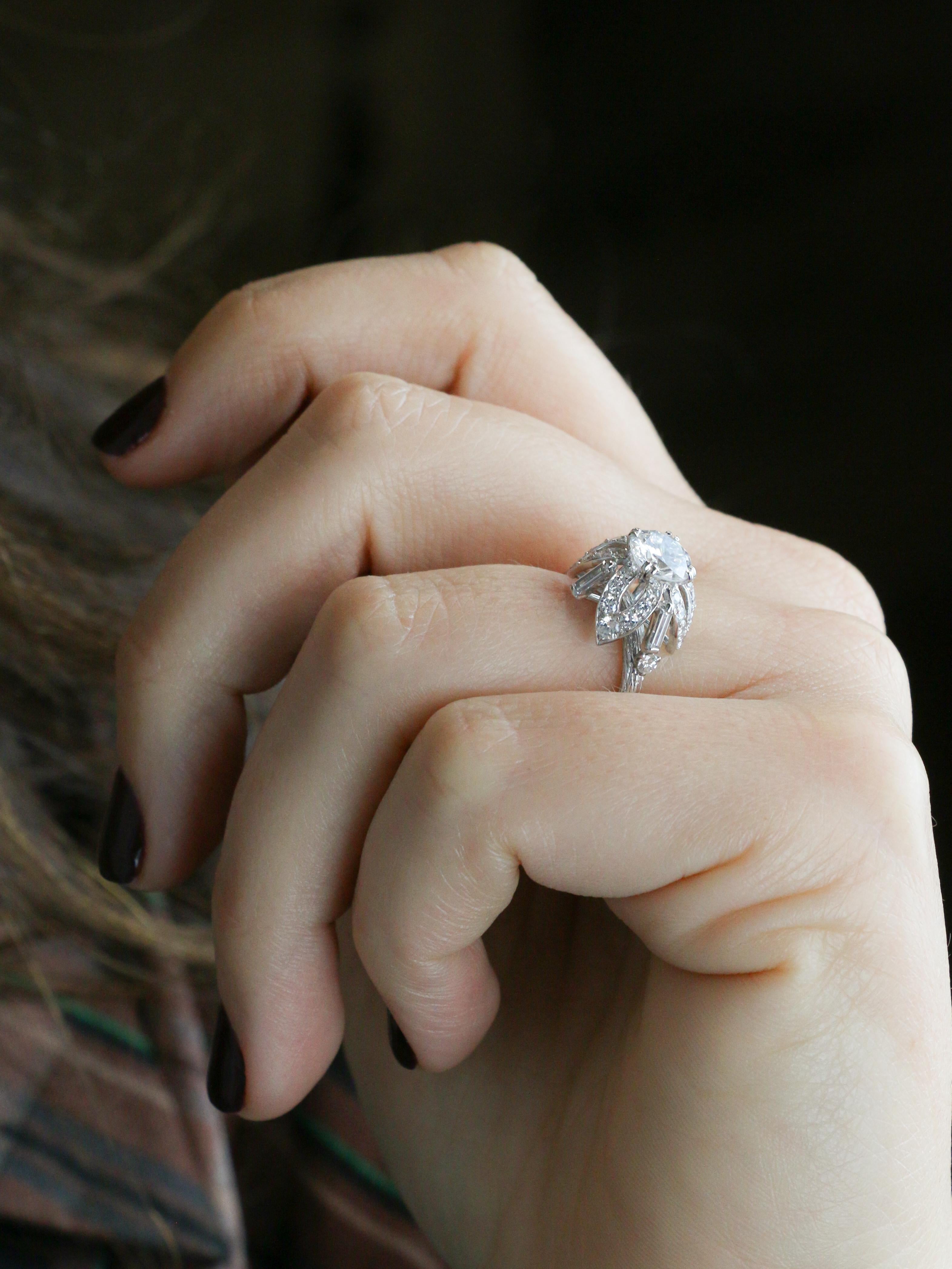 STERLE Bague solitaire platine diamant rond 1.11 carat