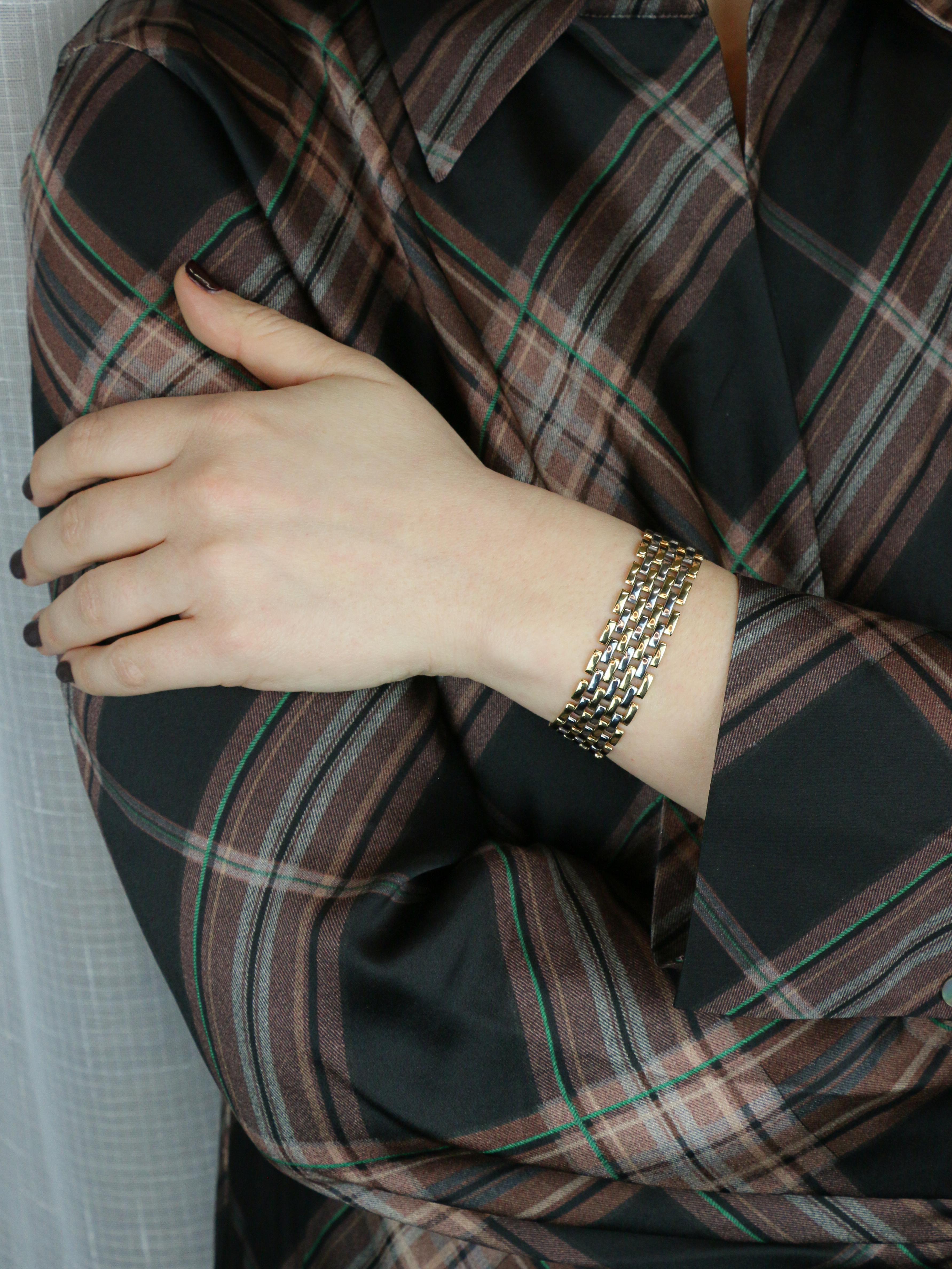 CARTIER Bracelet maillons panthère or jaune acier