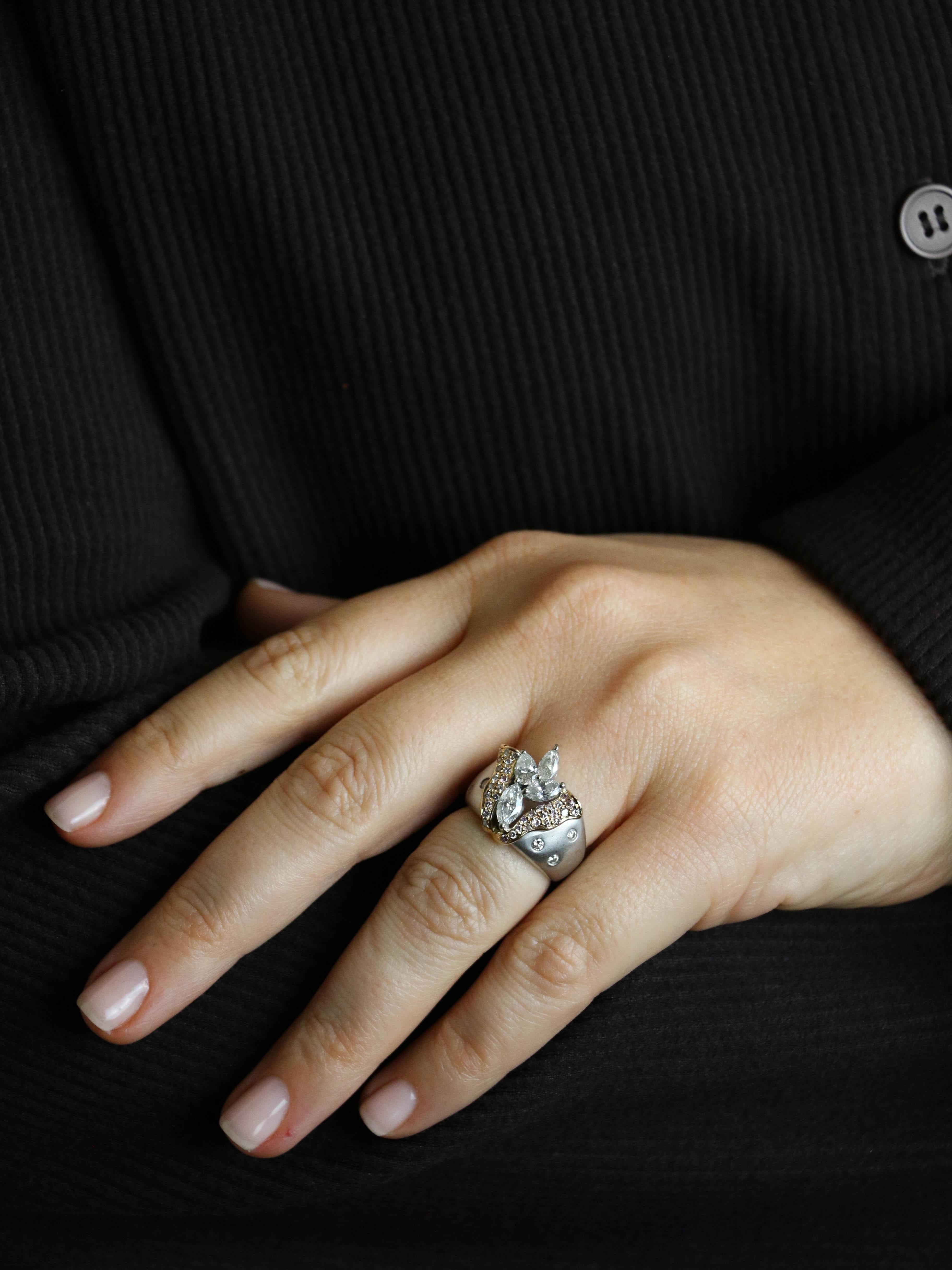 Bague fleur vintage or blanc diamants
