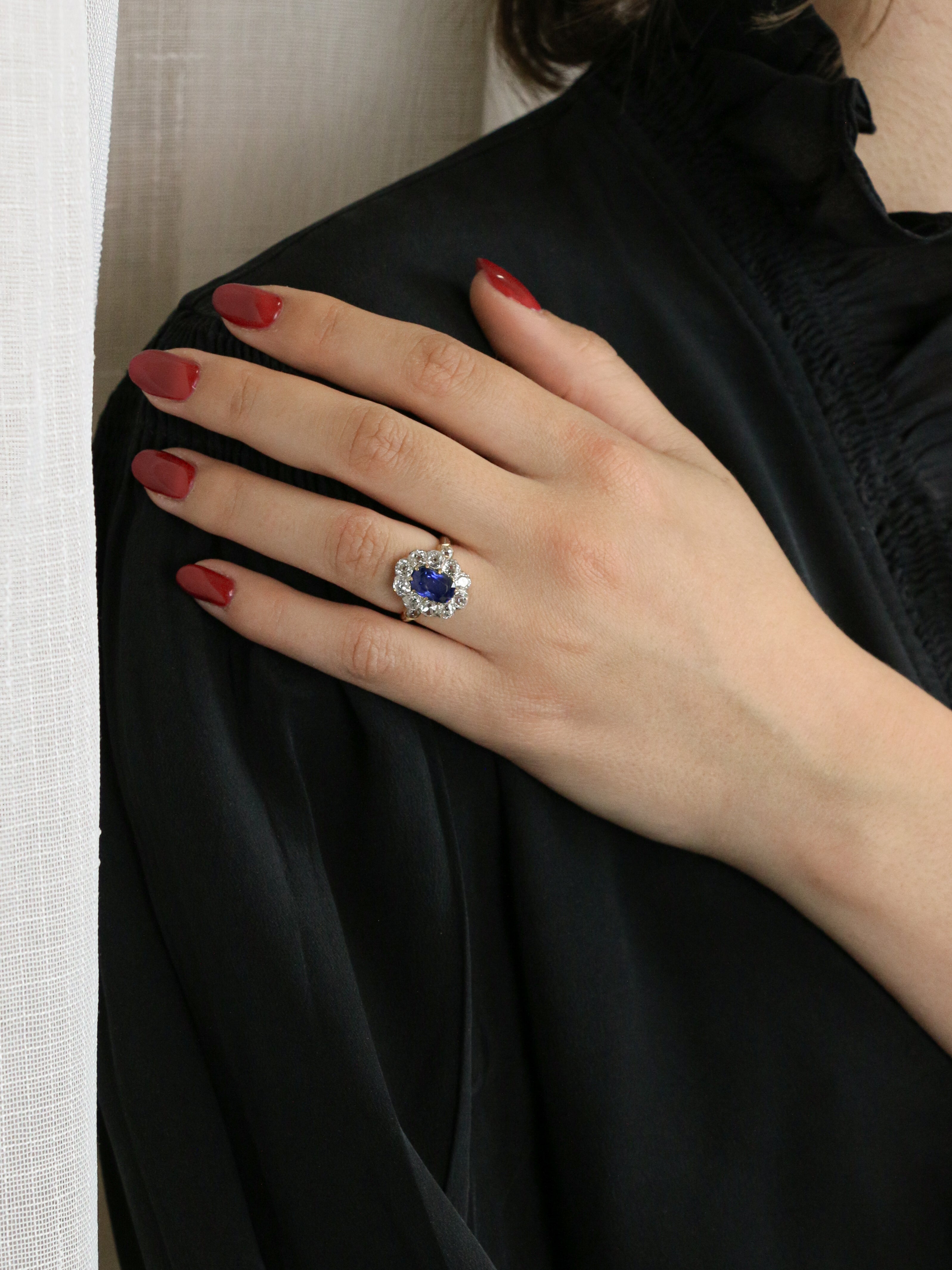 Bague marguerite ancienne or rose saphir coussin diamants