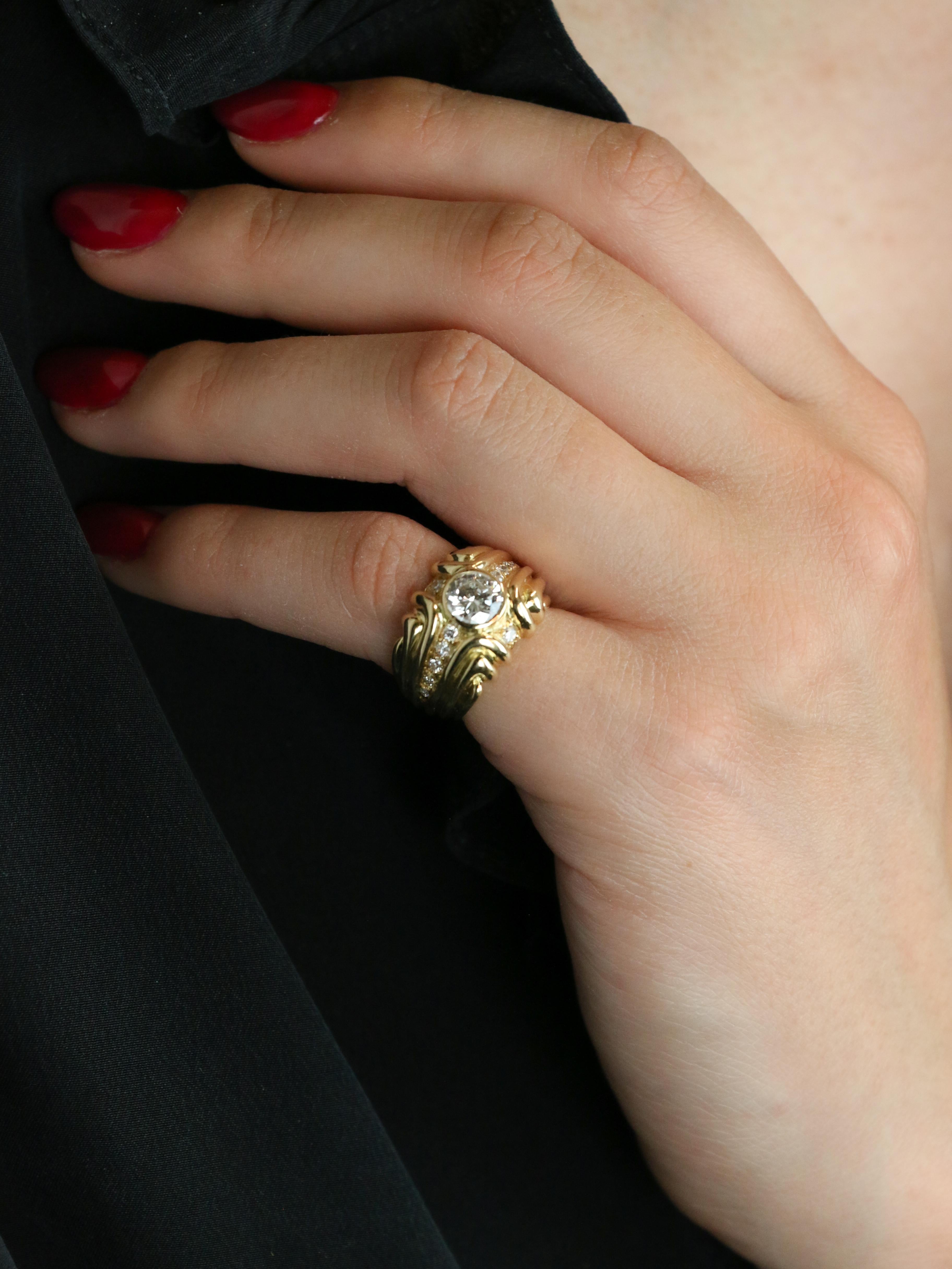 Bague vintage godrons or jaune diamant 0.8 ct