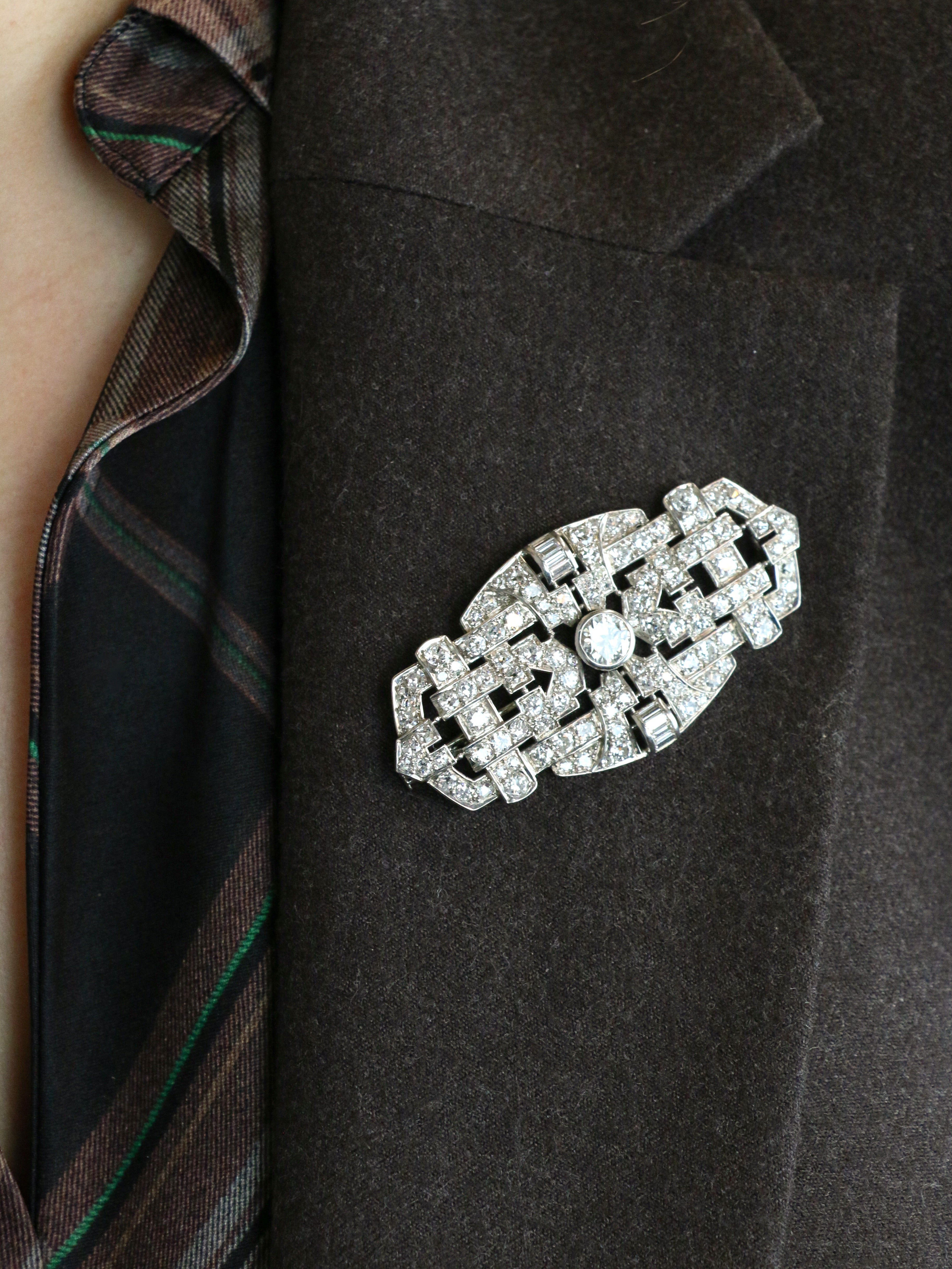 broche art deco