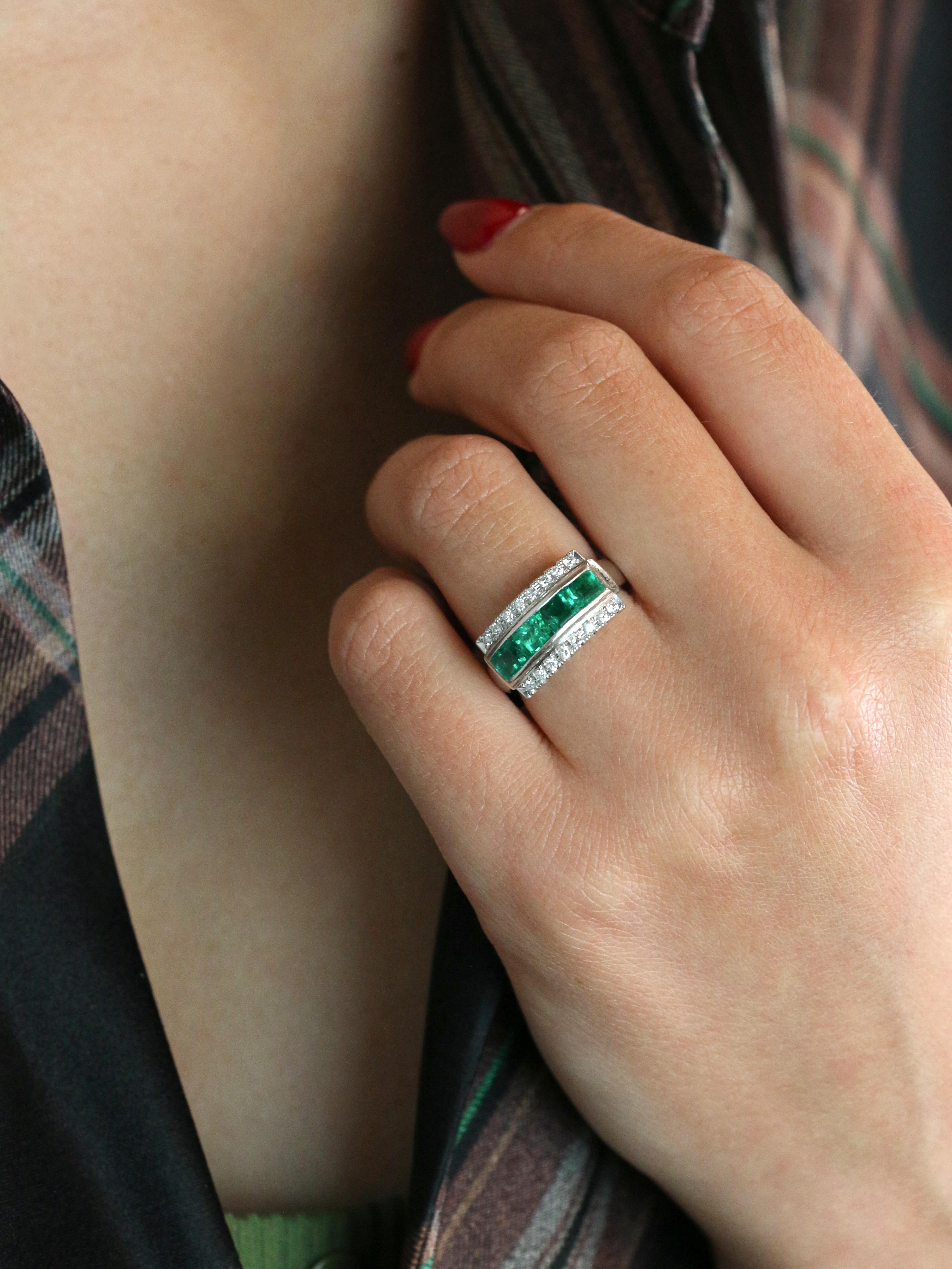 Bague vintage émeraudes diamants