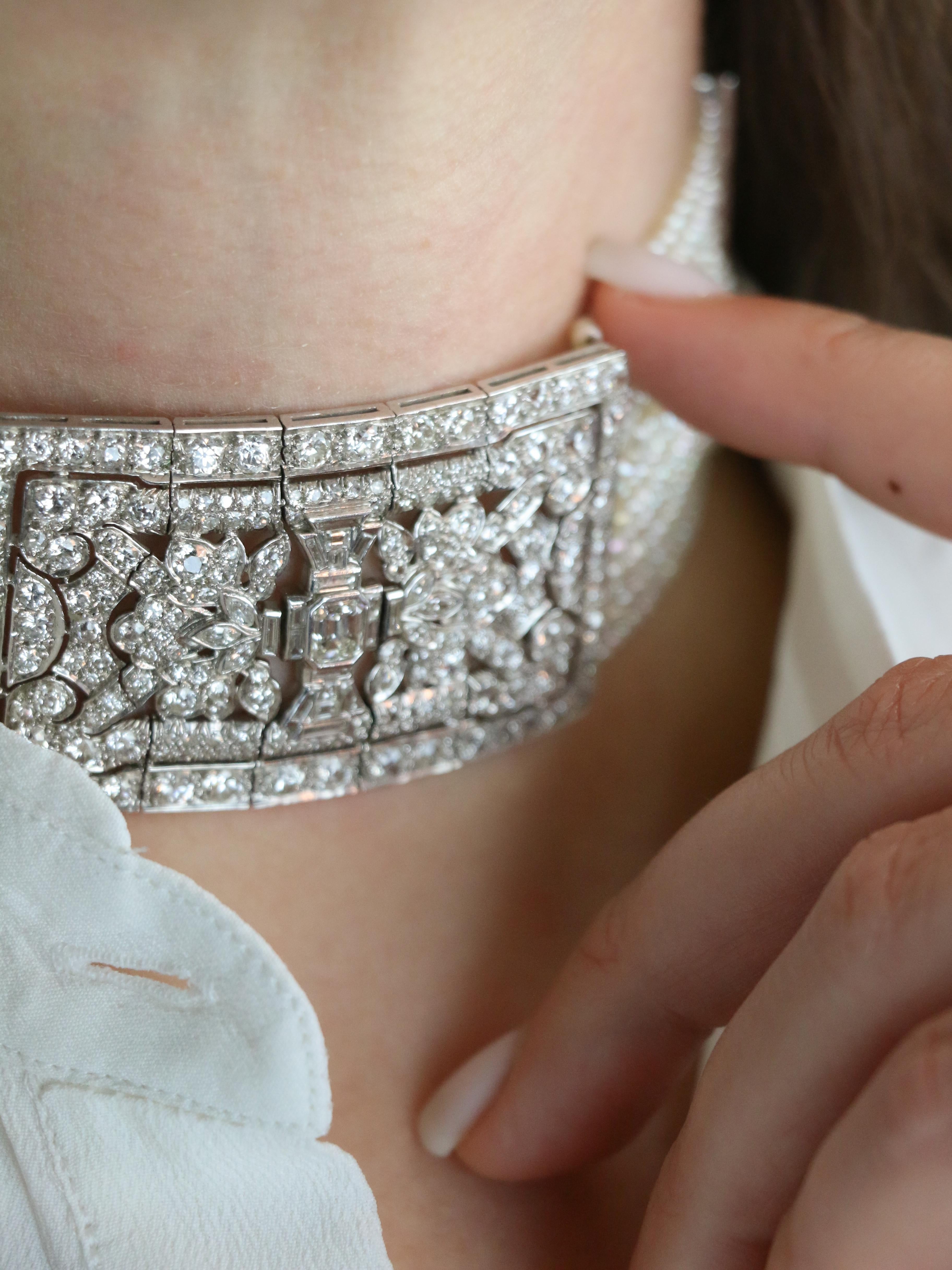 Collier Art Déco diamants perles fines platine