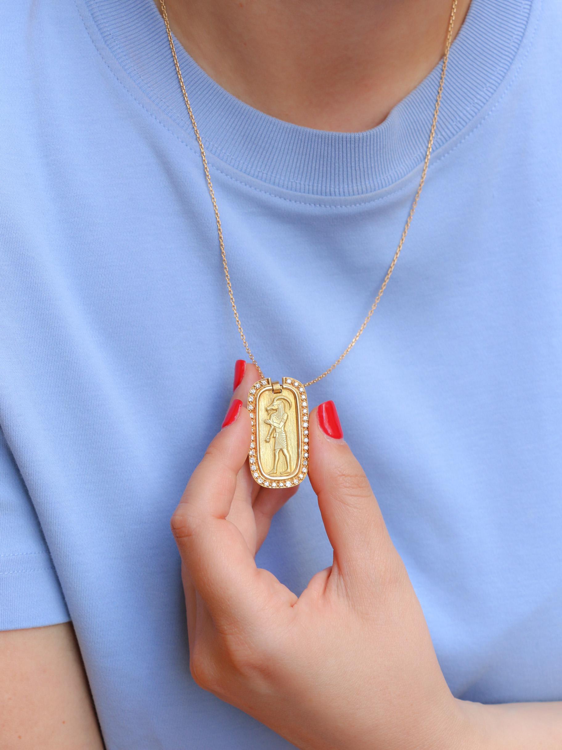 GEORGES LENFANT Pendentif Dieu Egyptien or jaune diamants