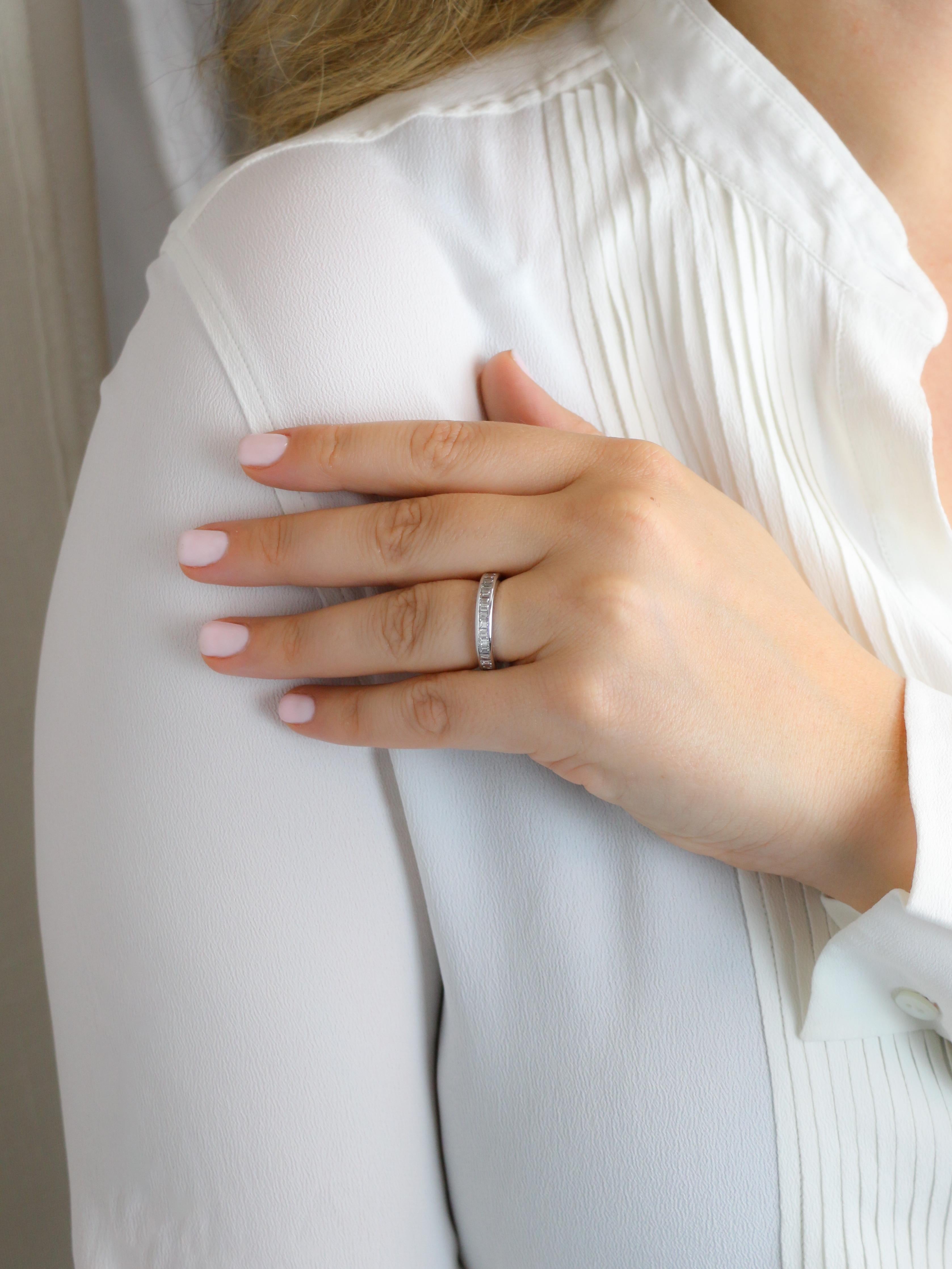 Alliance diamants baguette or blanc 3,50 carats