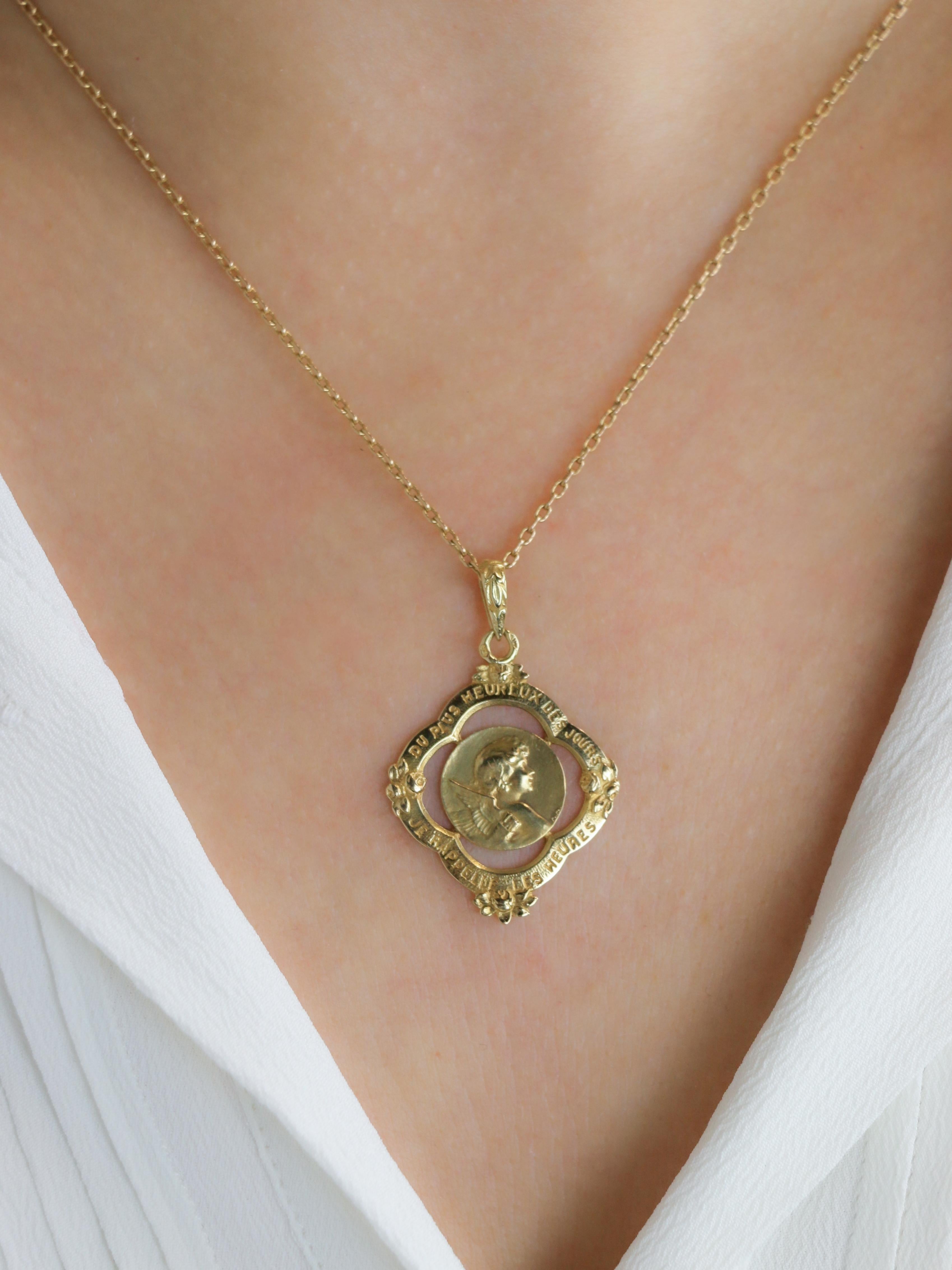 AUGIS Médaille Art Nouveau "Du plus heureux des jours je rappelle les heures"
