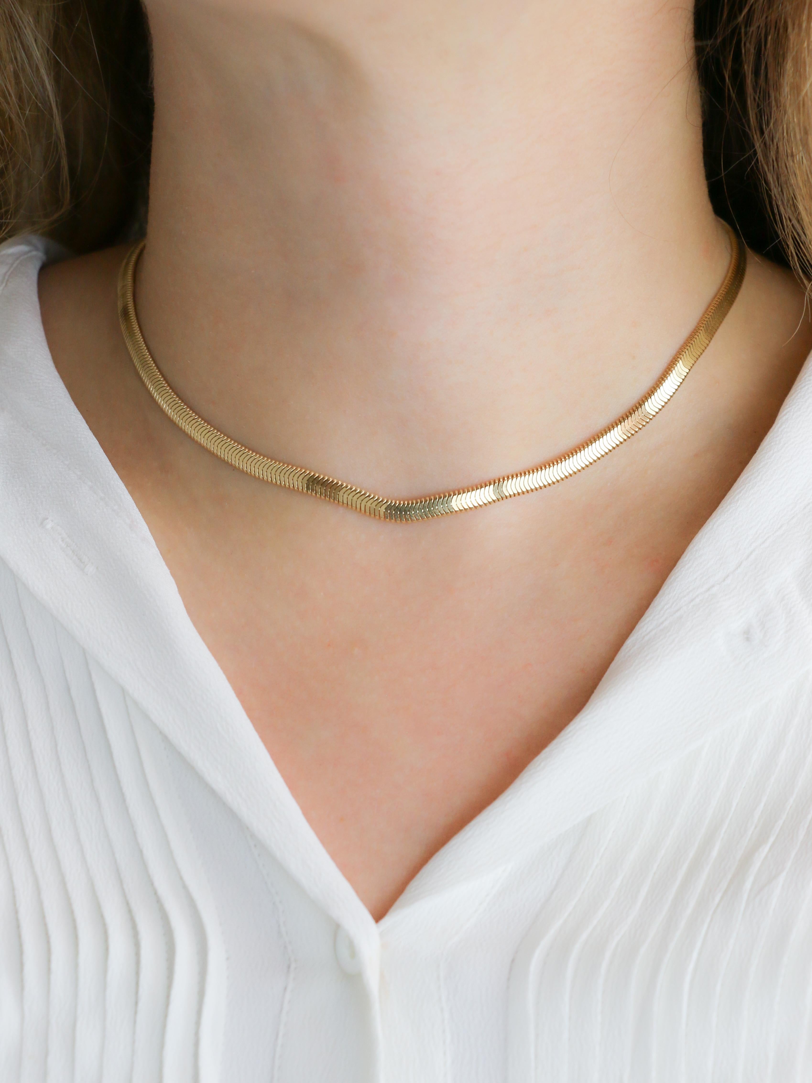 Collier chaine vintage or jaune maille plate