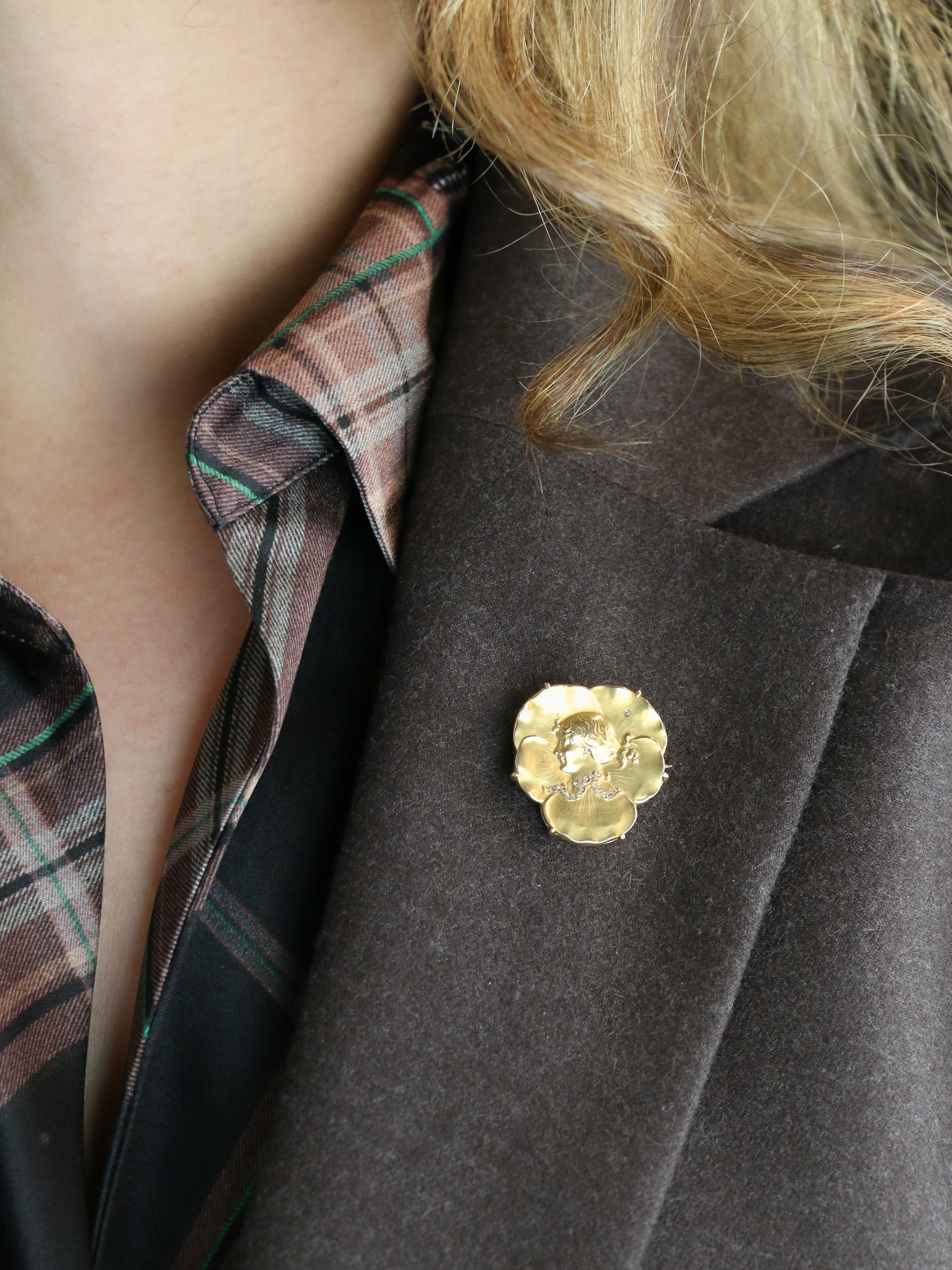 Auguste VAUDET - Broche Art Nouveau femme or jaune diamants