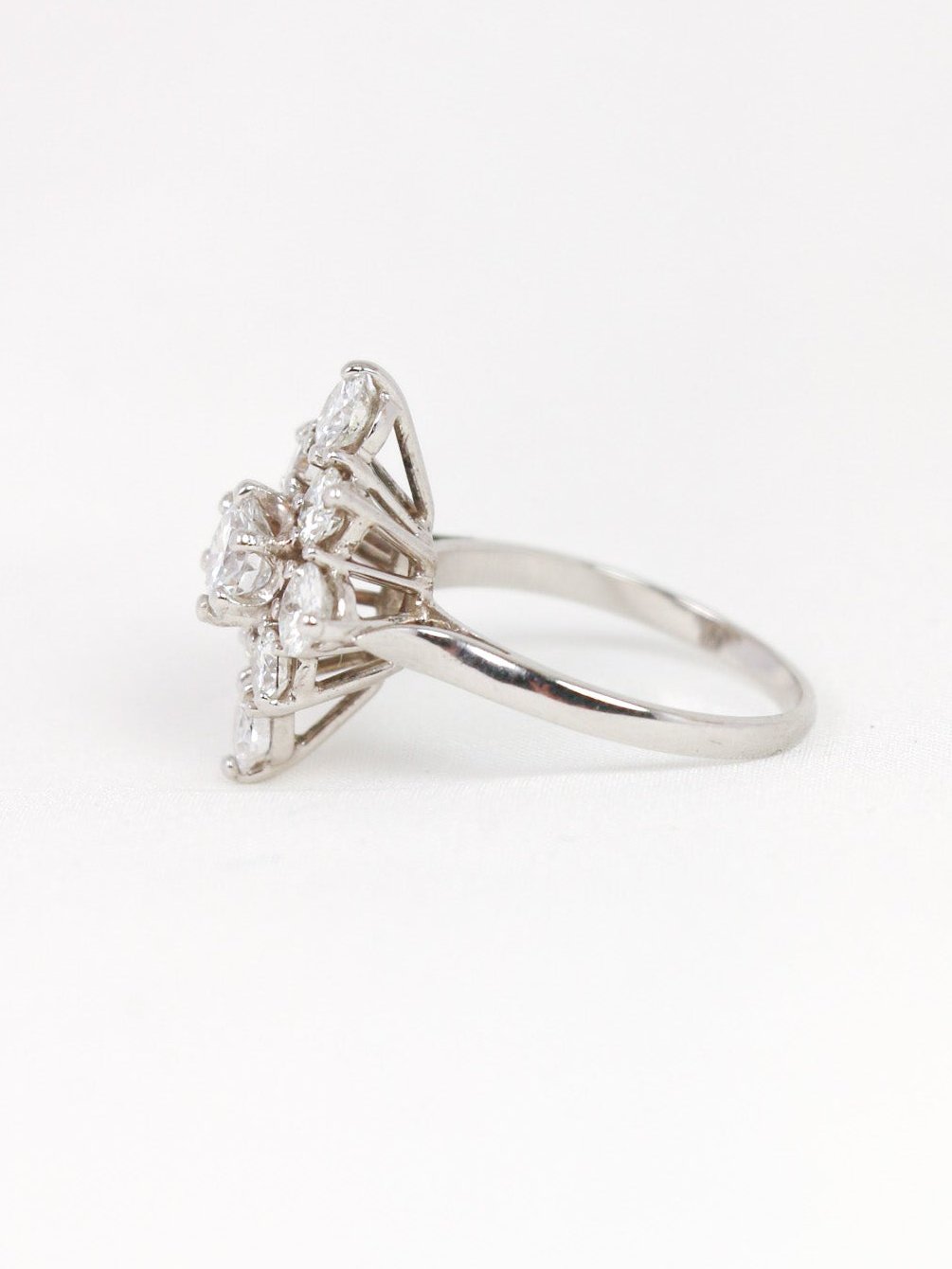 Bague marquise vintage or blanc diamants