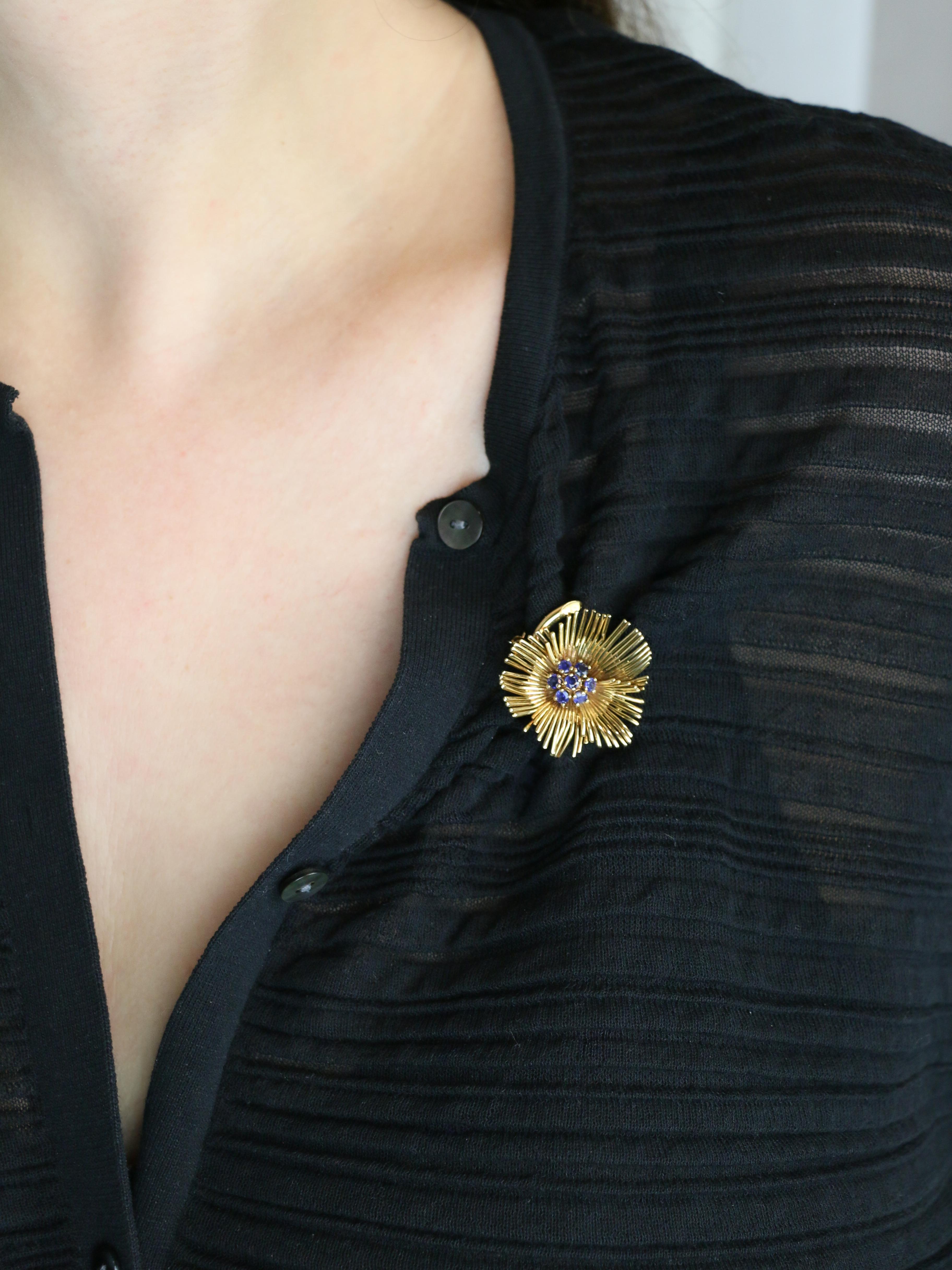 Van Cleef & Arpels Broche Clip fleur or jaune saphirs