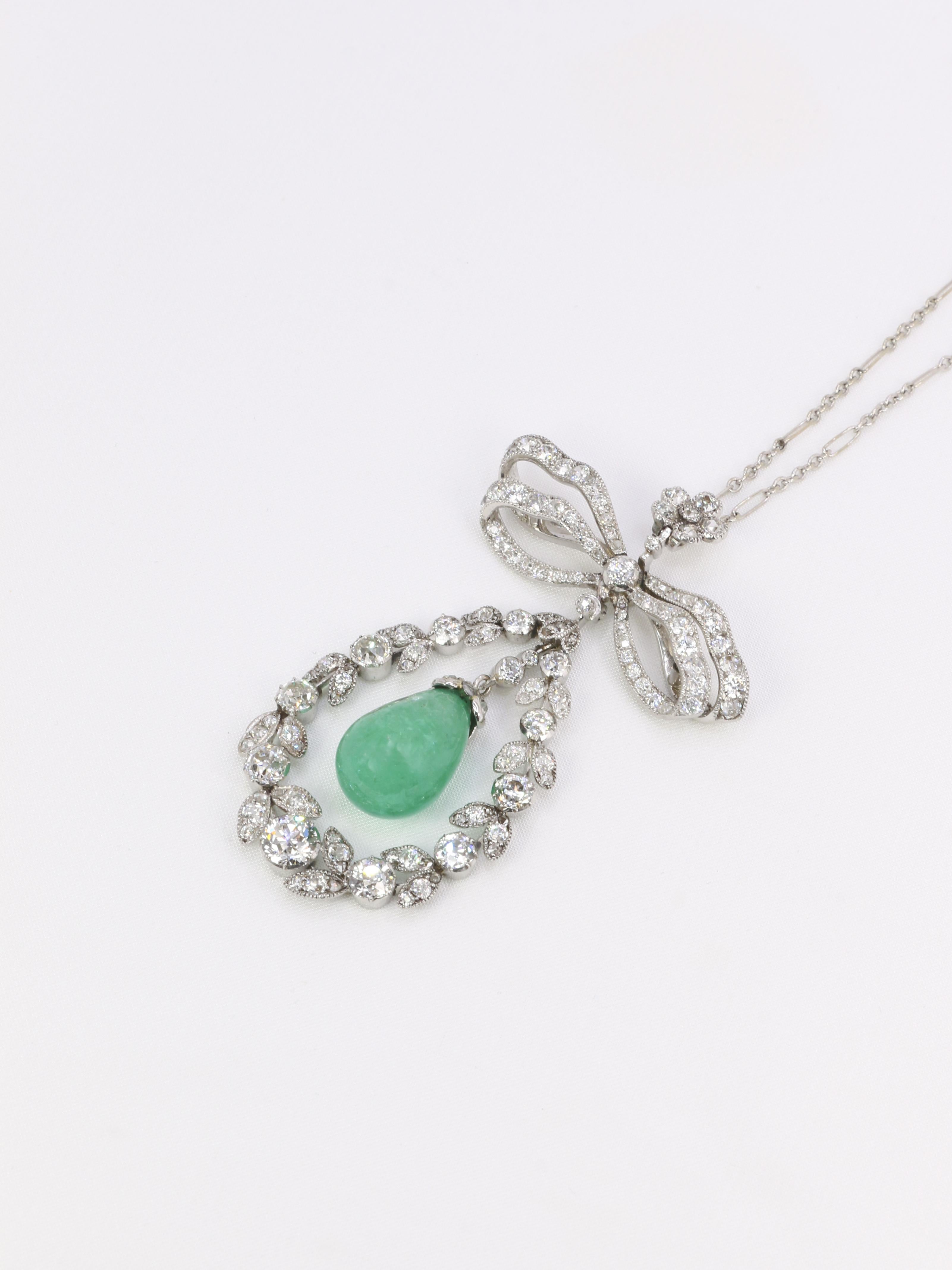 Collier noeud Belle Epoque émeraude diamants