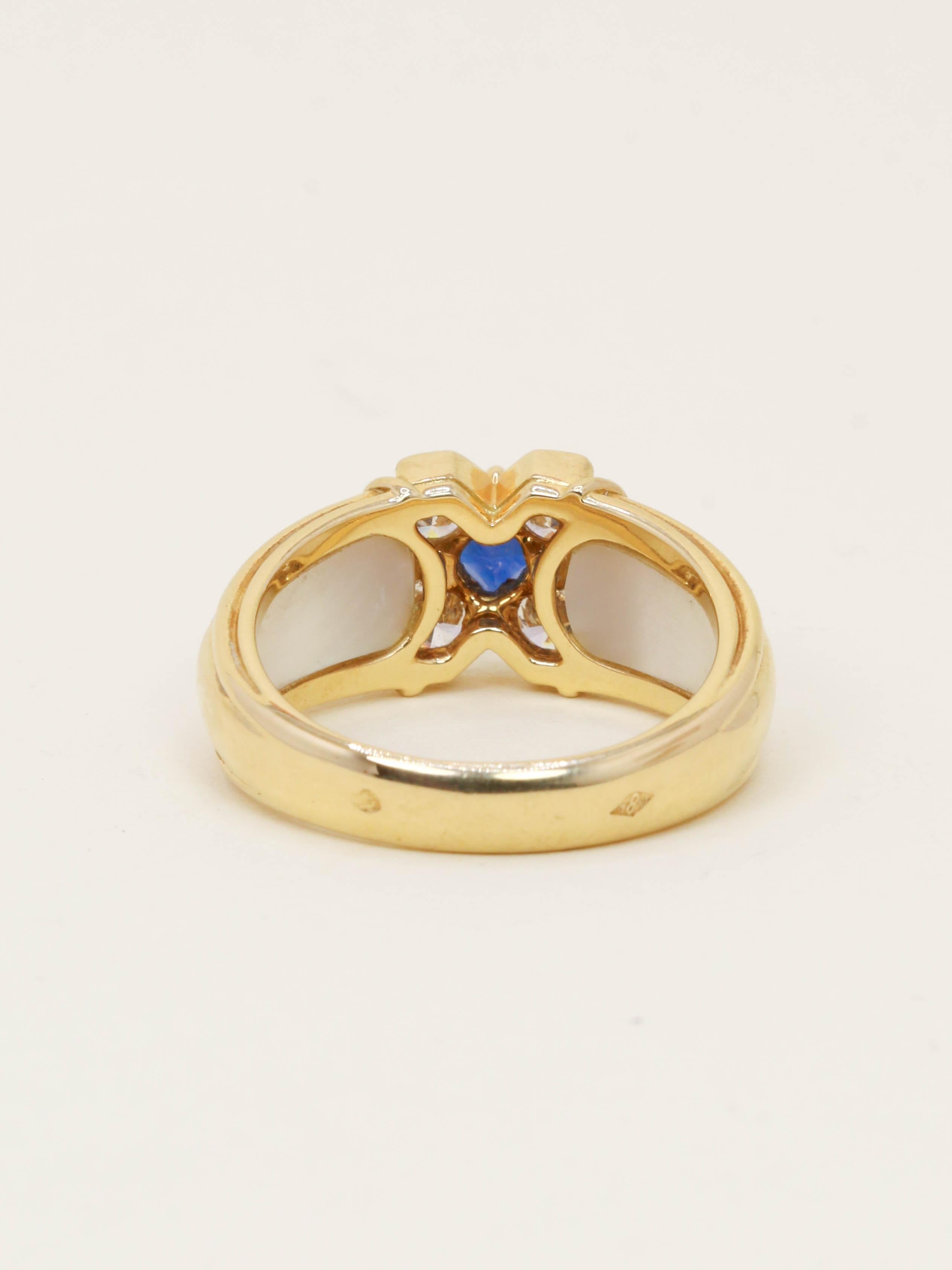 Bague trèfle nacre saphir diamants