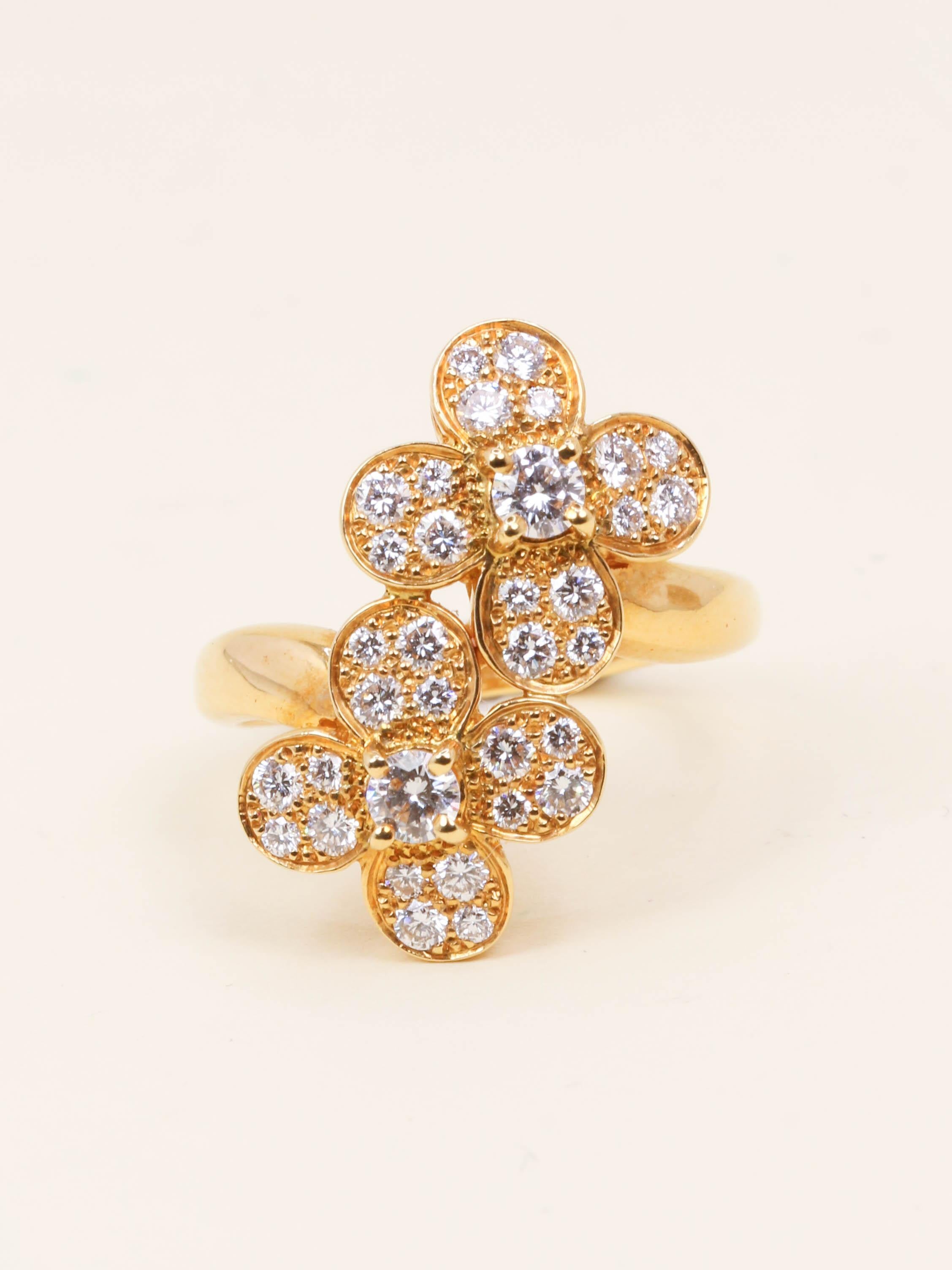 VAN CLEEF & ARPELS Bague double trèfle or jaune diamants