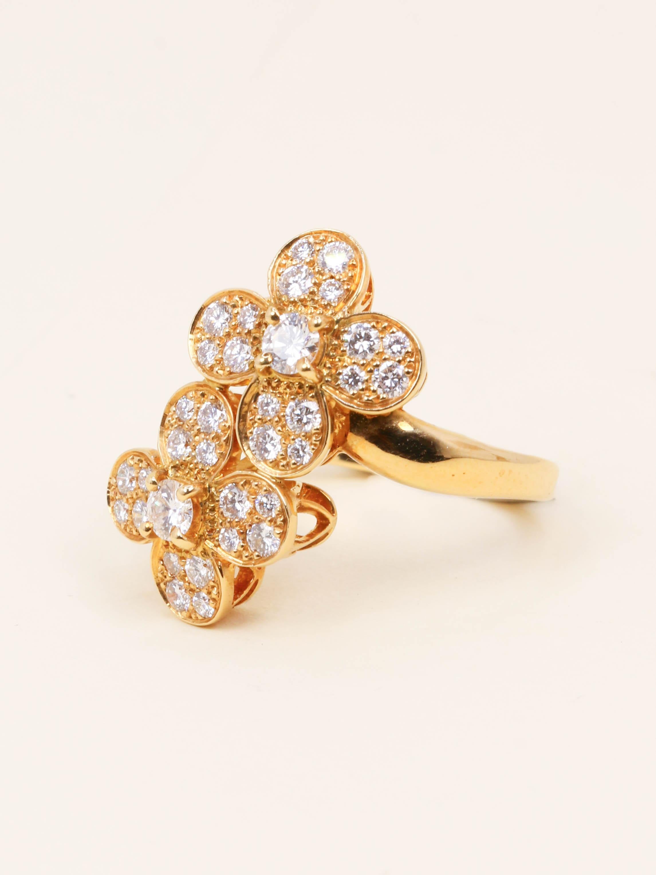 VAN CLEEF & ARPELS Bague double trèfle or jaune diamants