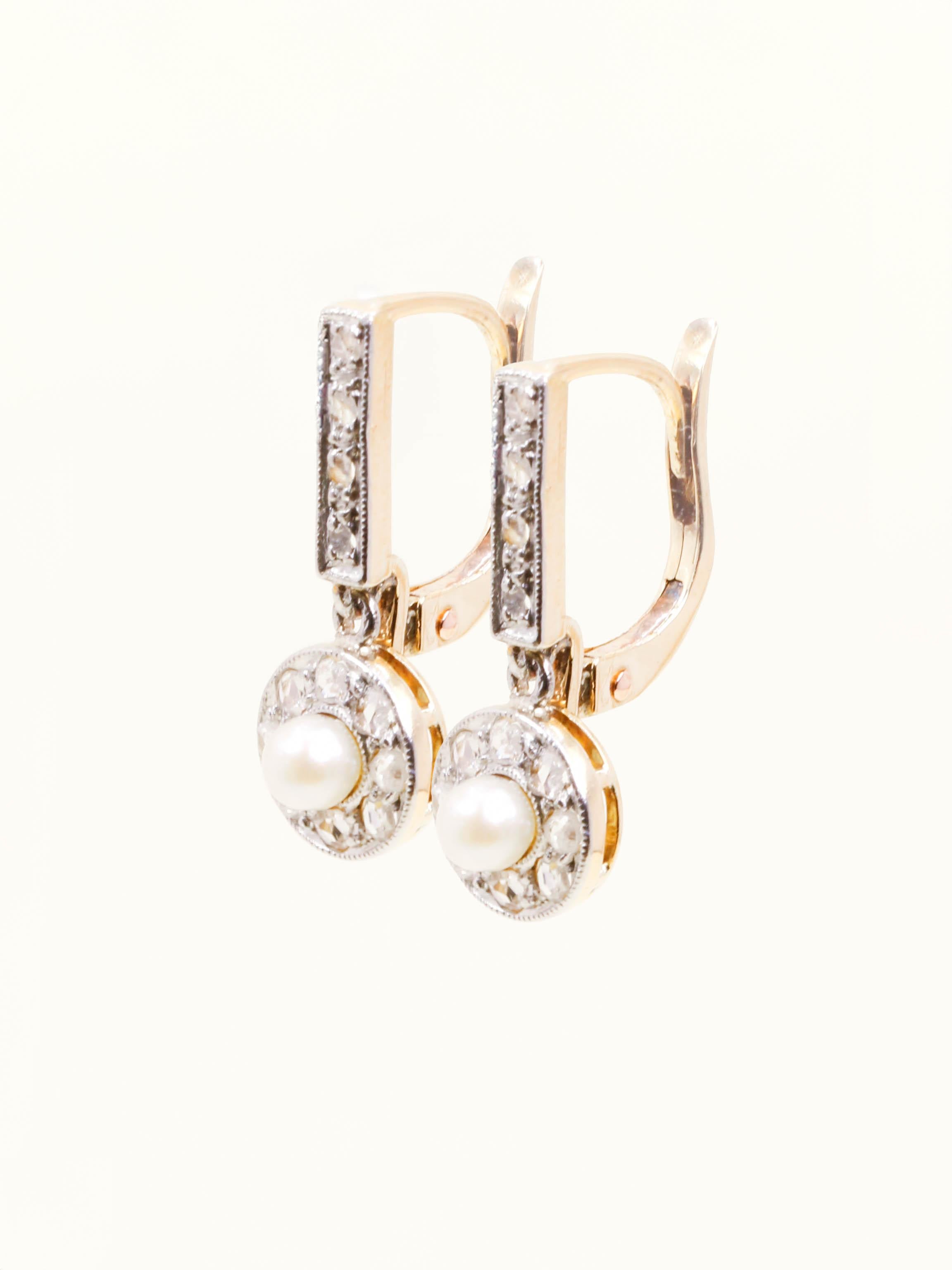 Boucles d'oreilles dormeuses anciennes diamants perles