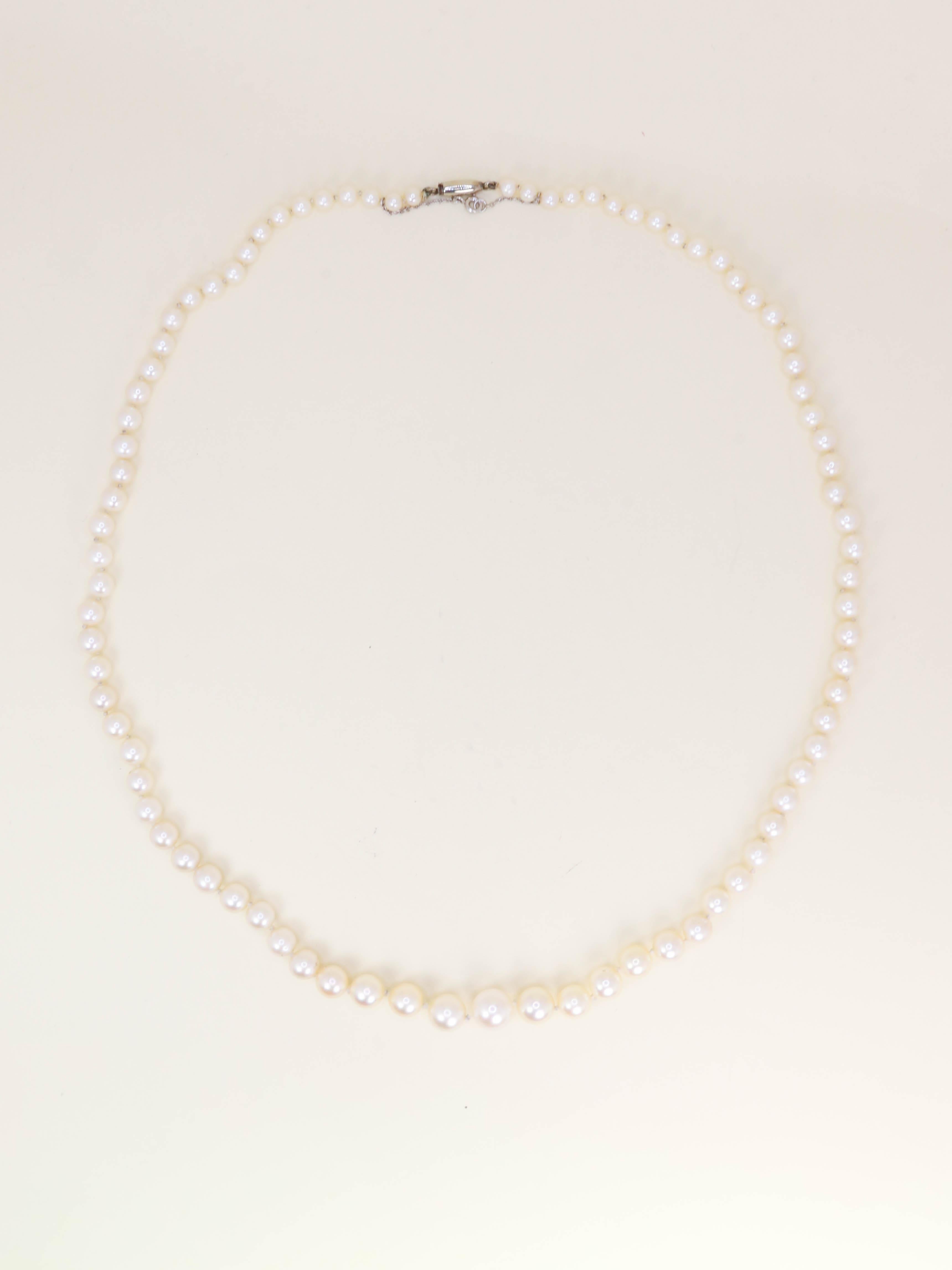 BOUCHERON Collier de perles de culture