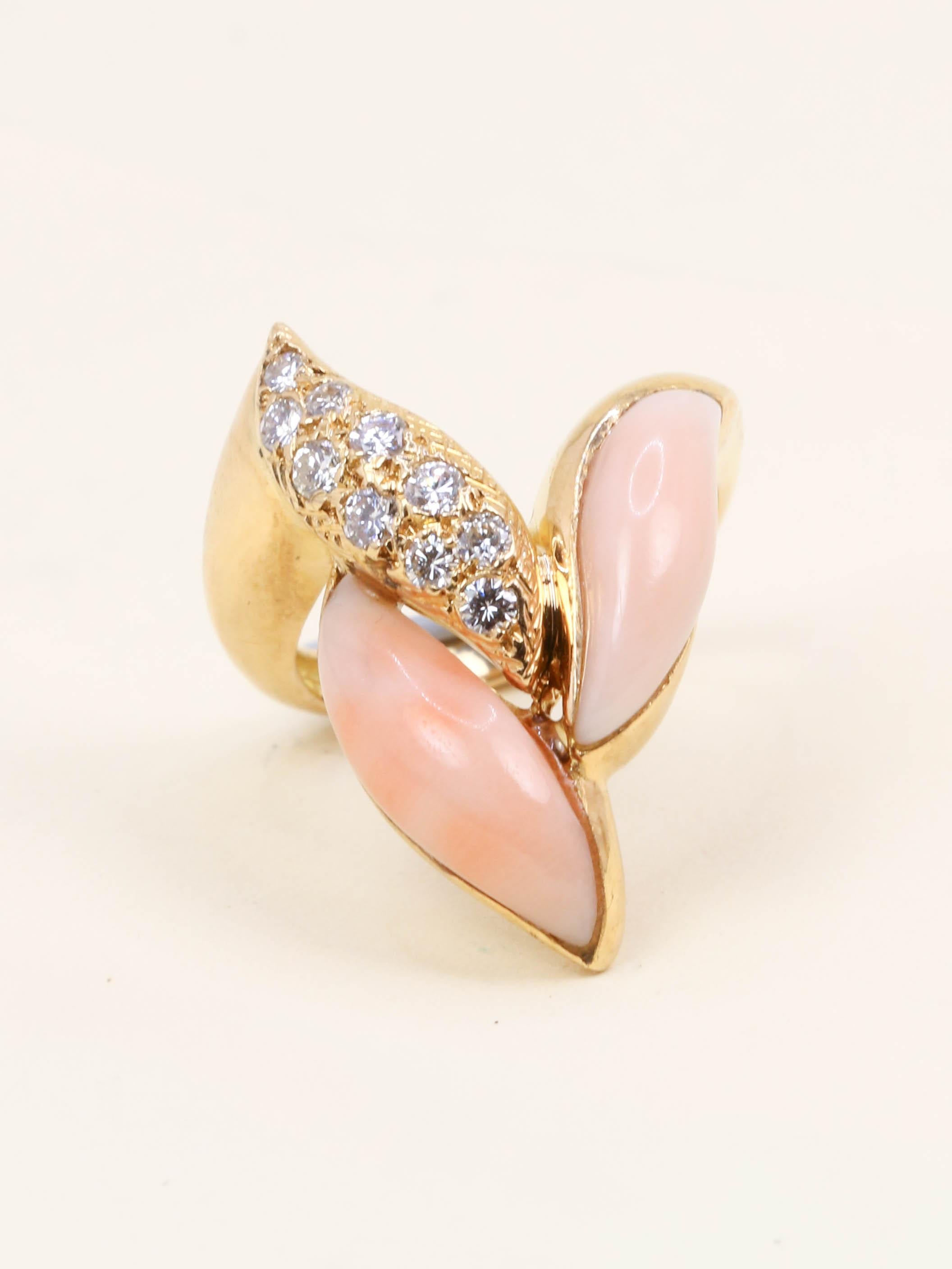 Bague or jaune corail peau d'ange diamants