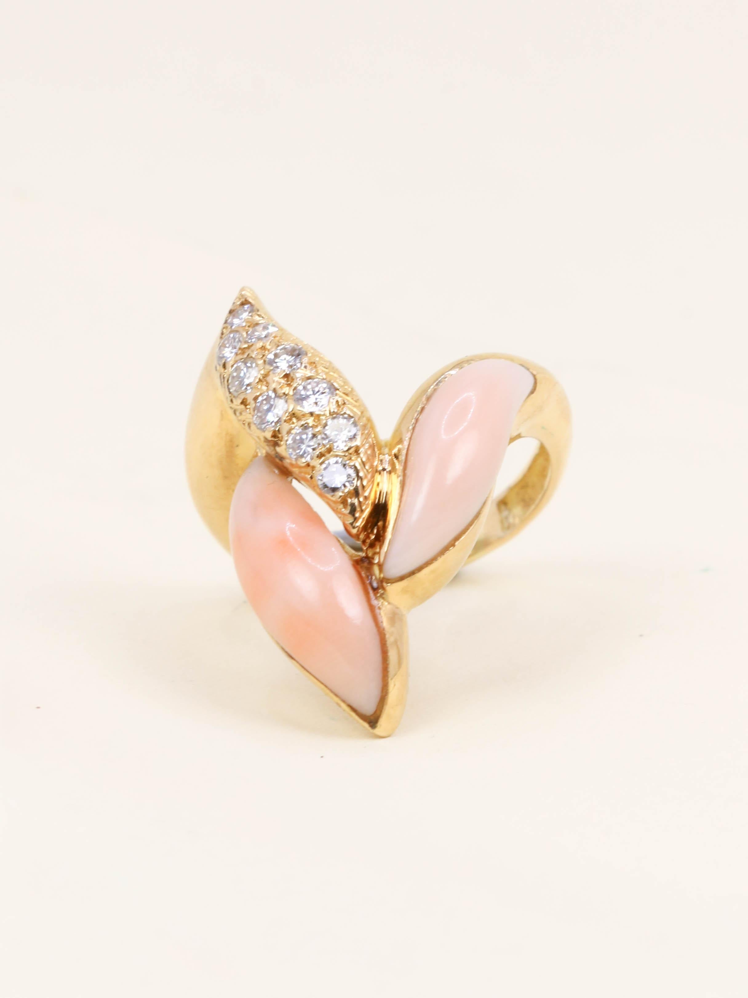 Bague or jaune corail peau d'ange diamants