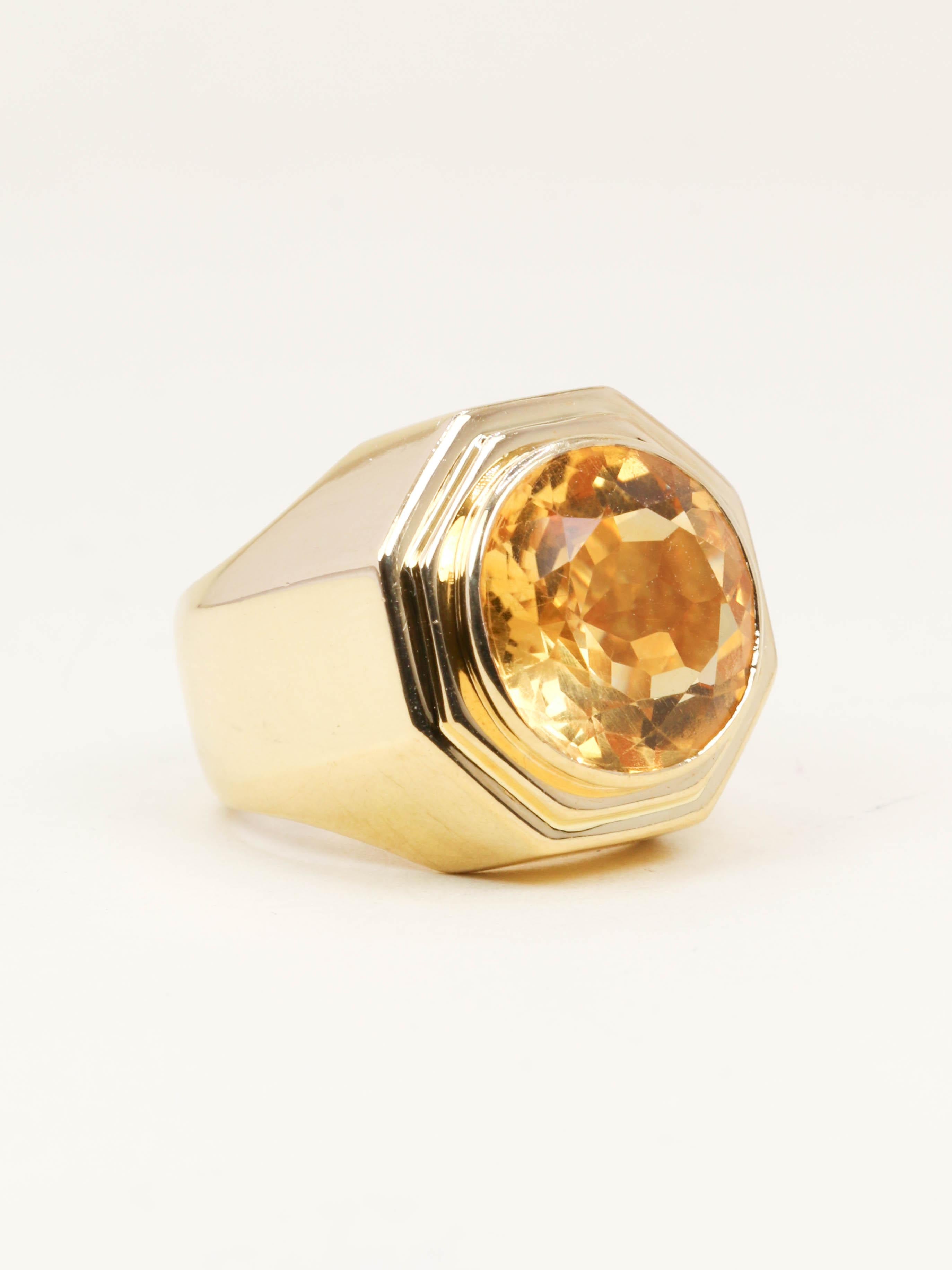 FRED Bague chevaliere or jaune citrine 7 carats