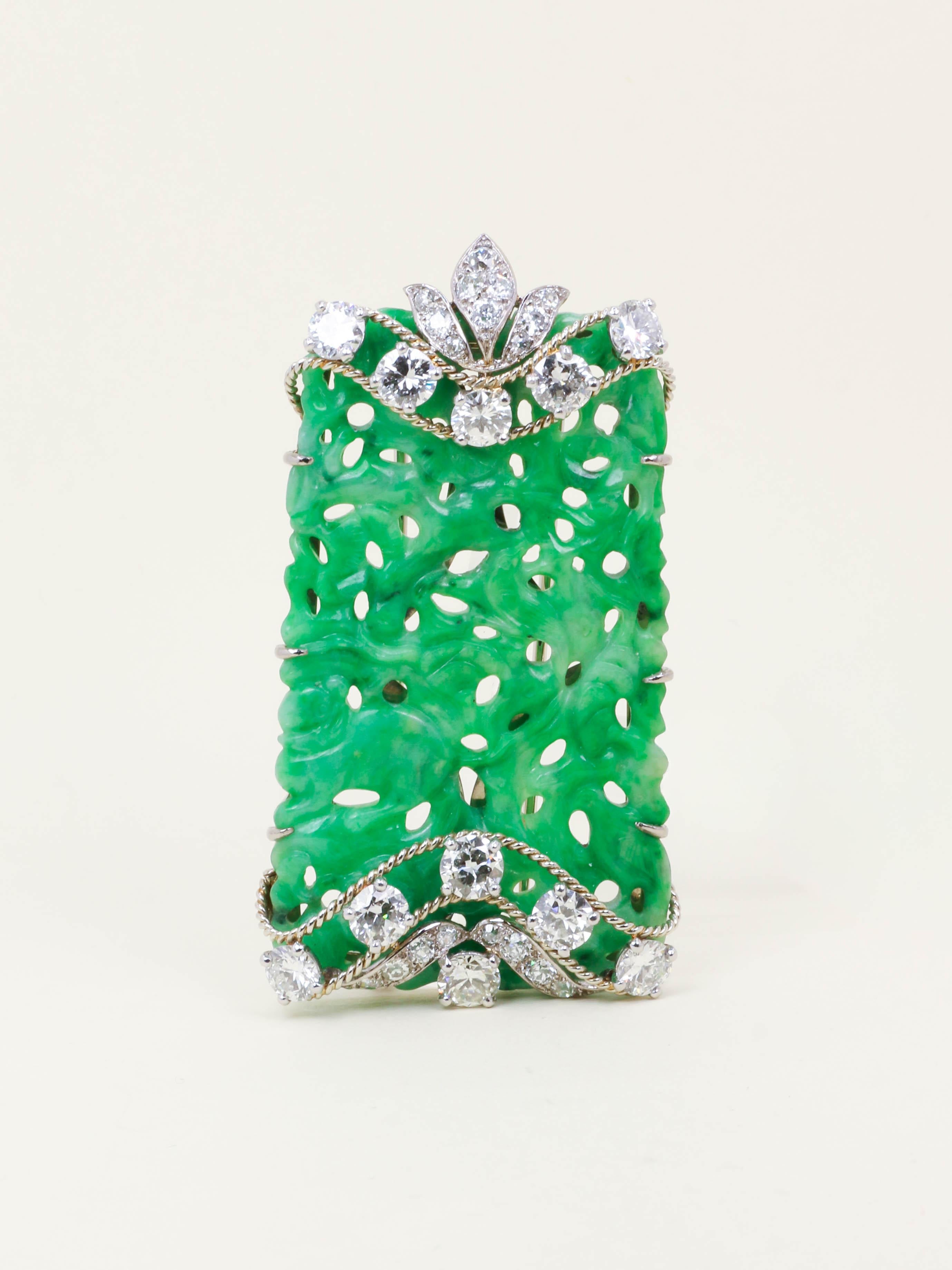 CARTIER Broche Plaque de jade diamants