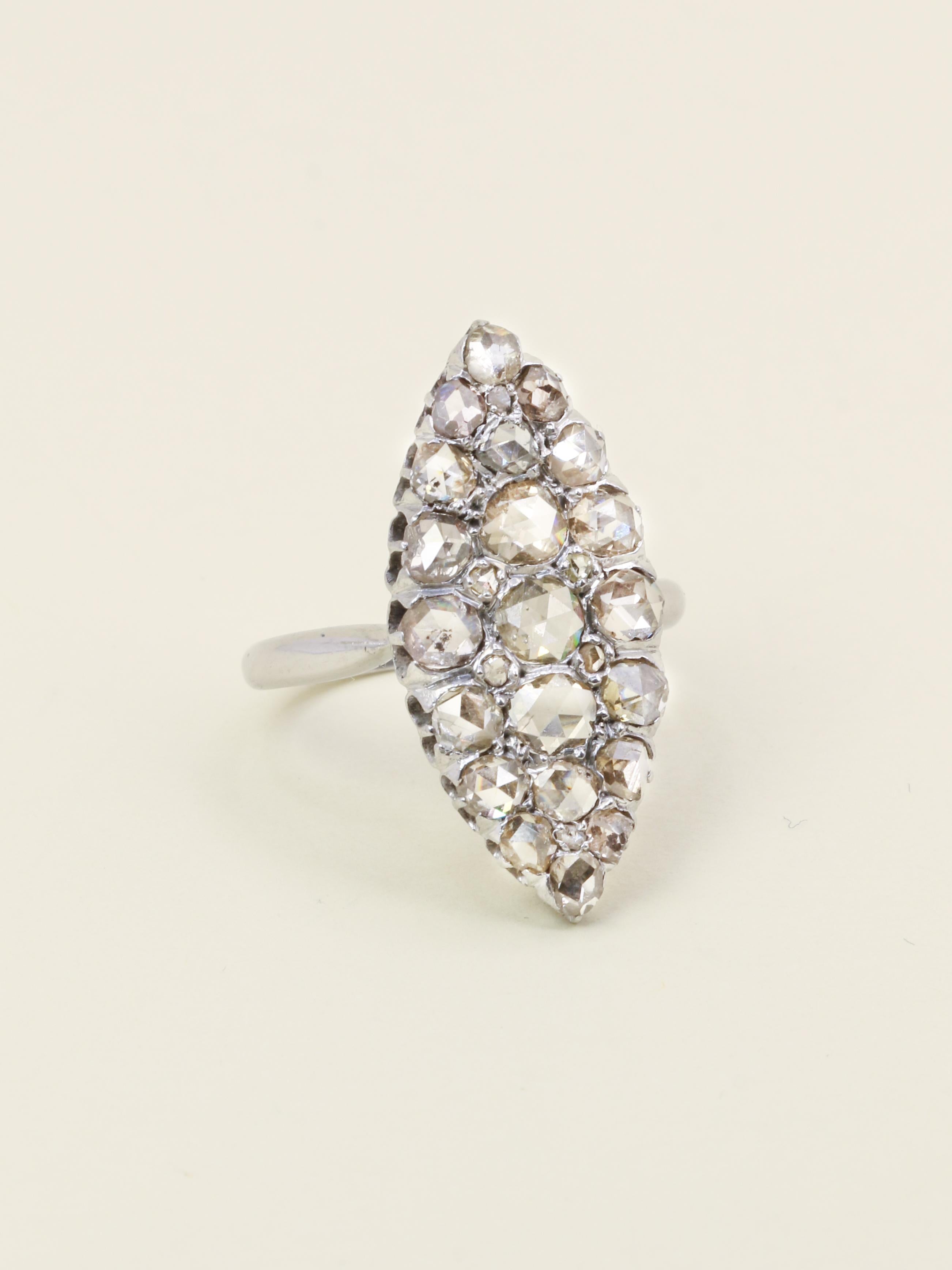 Bague marquise or blanc diamants taille rose