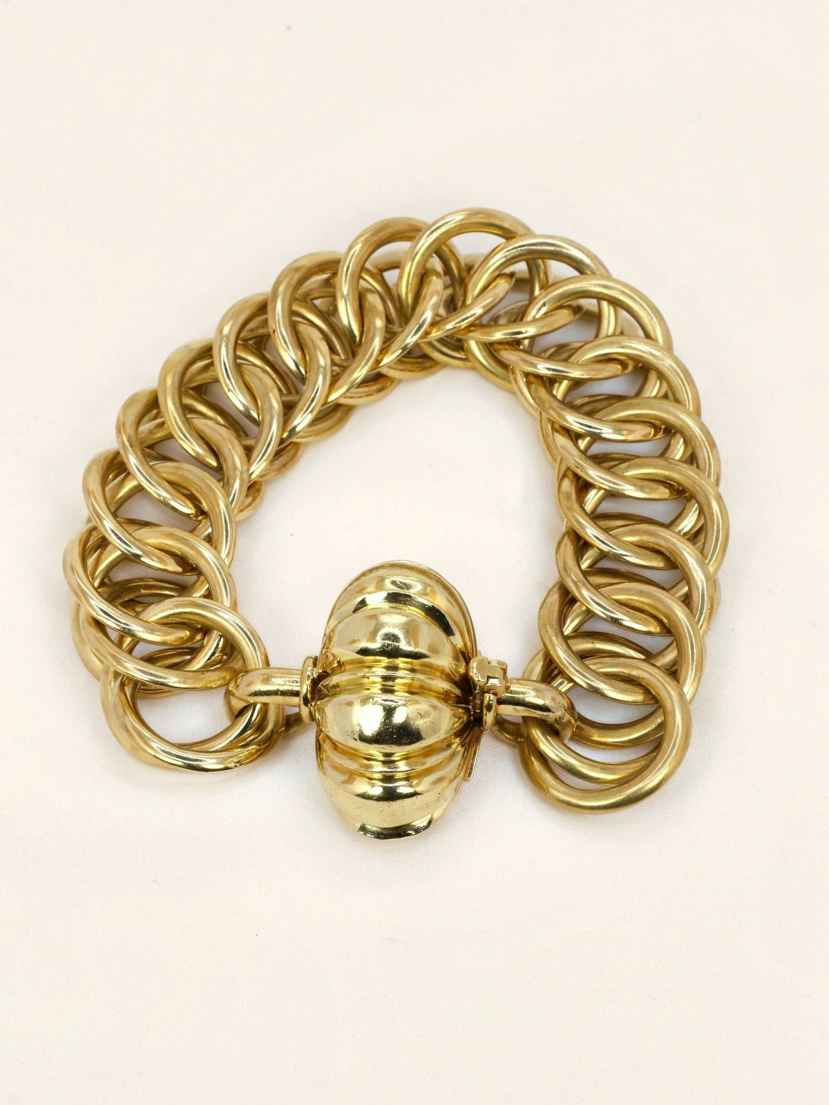 CARTIER Bracelet Chaine vintage coquillage or jaune