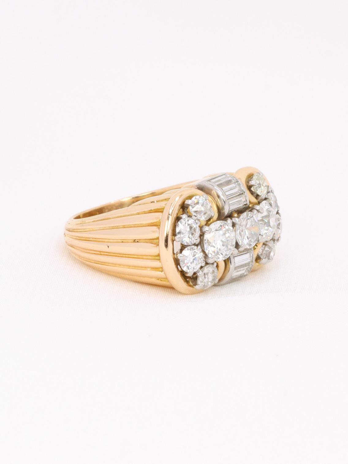Bague godrons vintage or jaune diamants