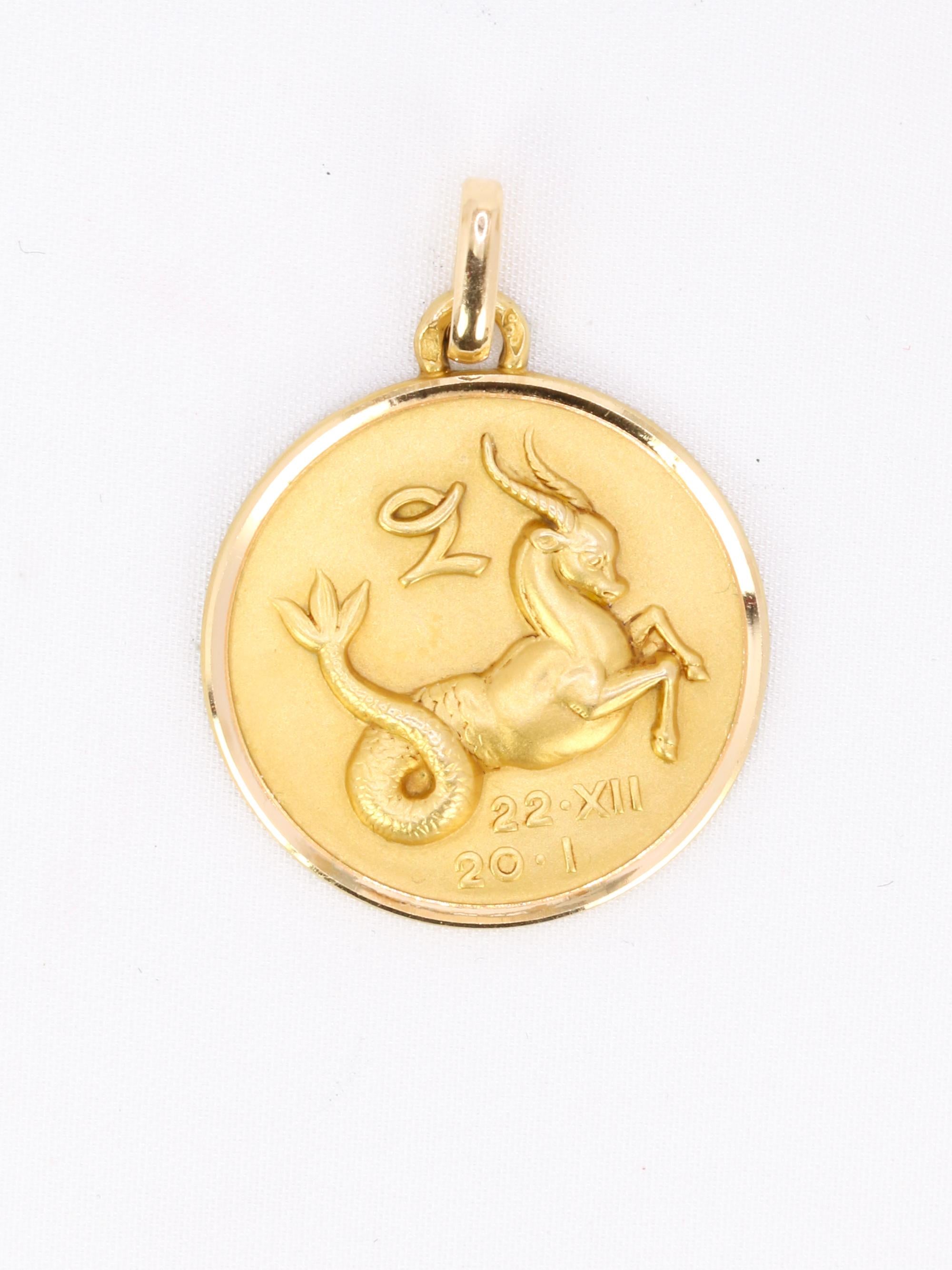 Pendentif vintage signe du zodiaque Capricorne or jaune