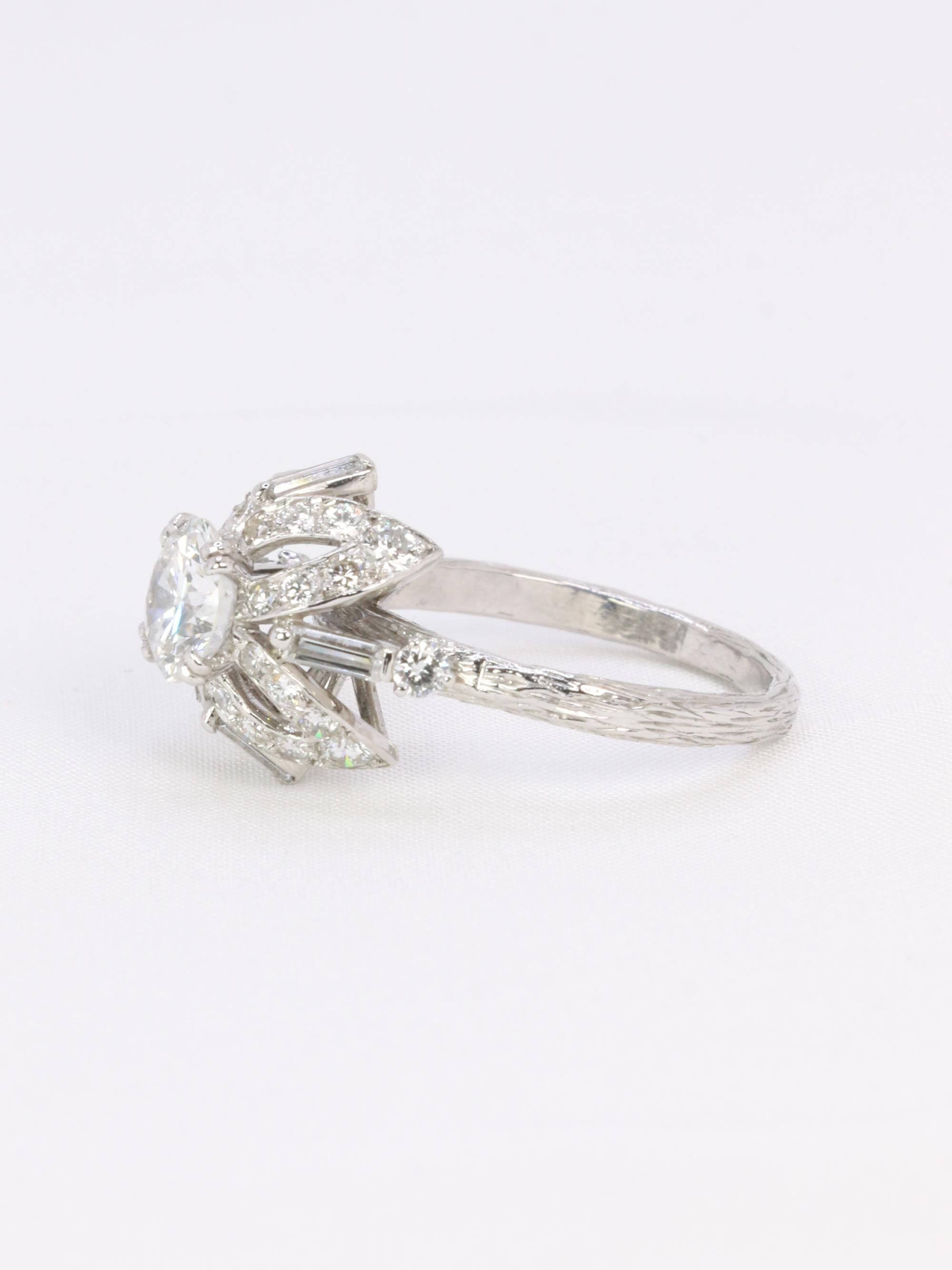 STERLE Bague solitaire platine diamant rond 1.11 carat