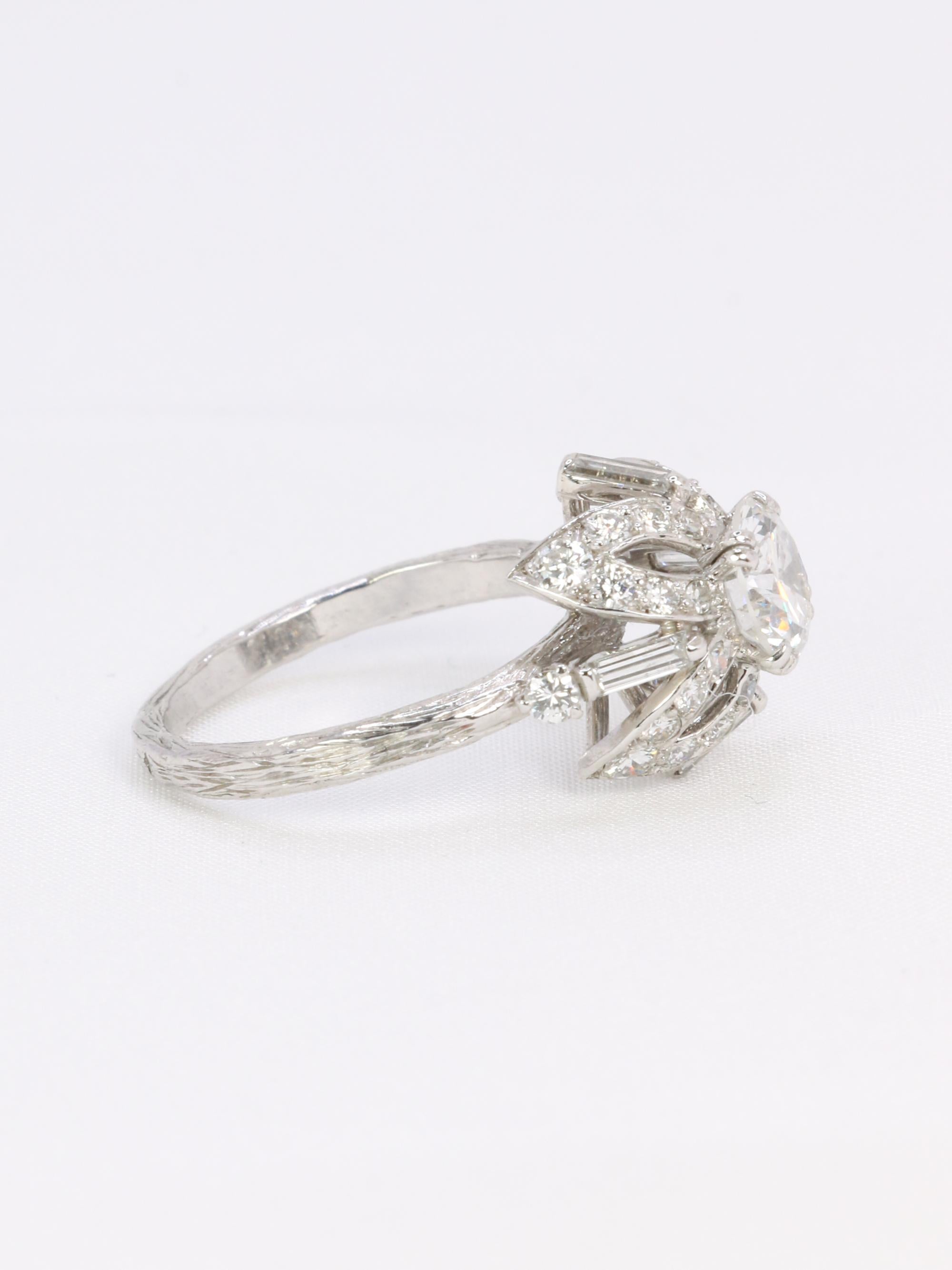 STERLE Bague solitaire platine diamant rond 1.11 carat